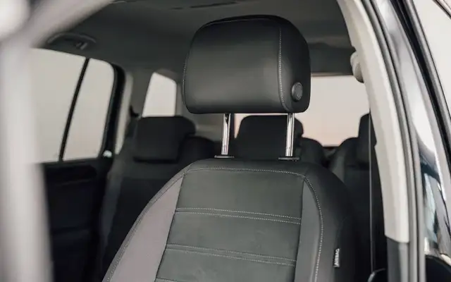 Volkswagen Touran view 11