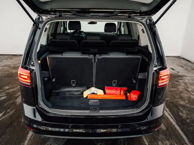 Volkswagen Touran view 7