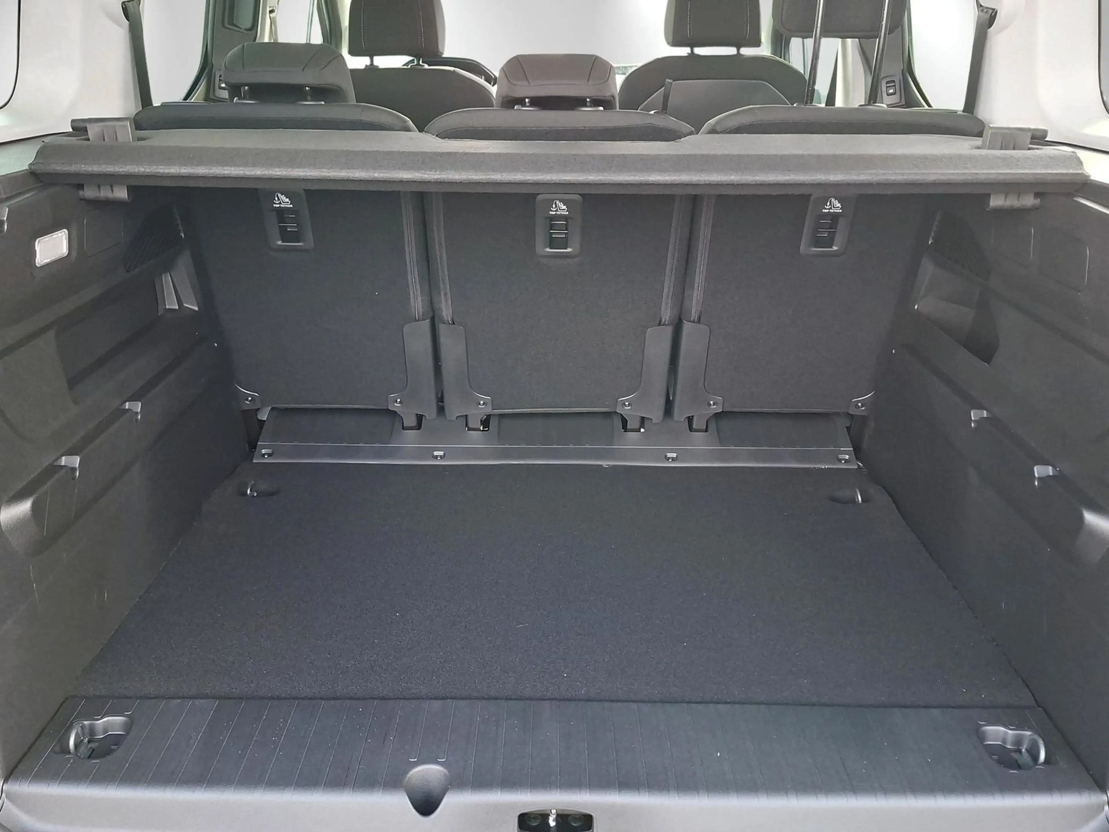 Peugeot Rifter L1 GT Diesel 130 EAT8 — photo 5