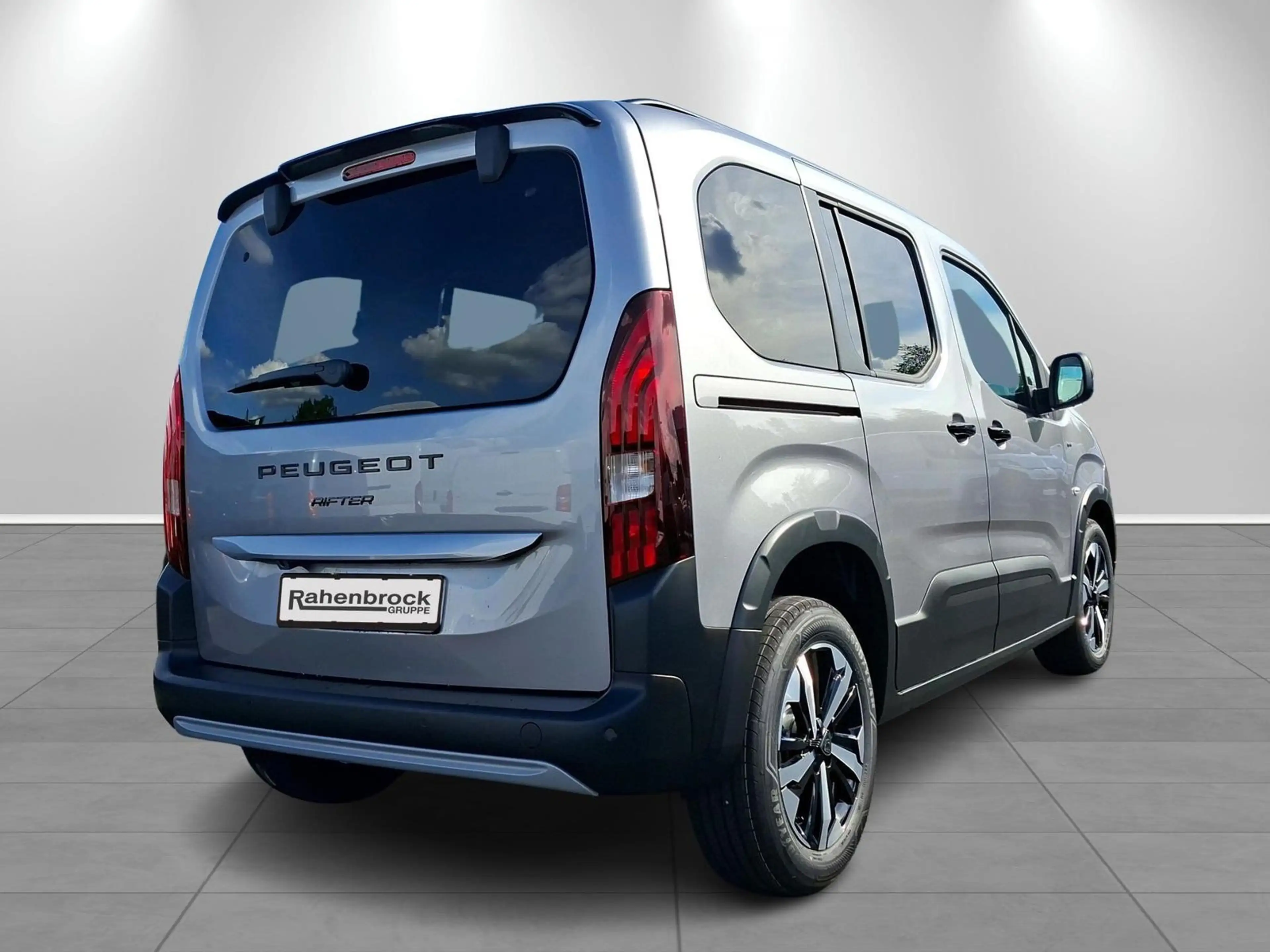 Peugeot Rifter L1 GT Diesel 130 EAT8 — photo 4