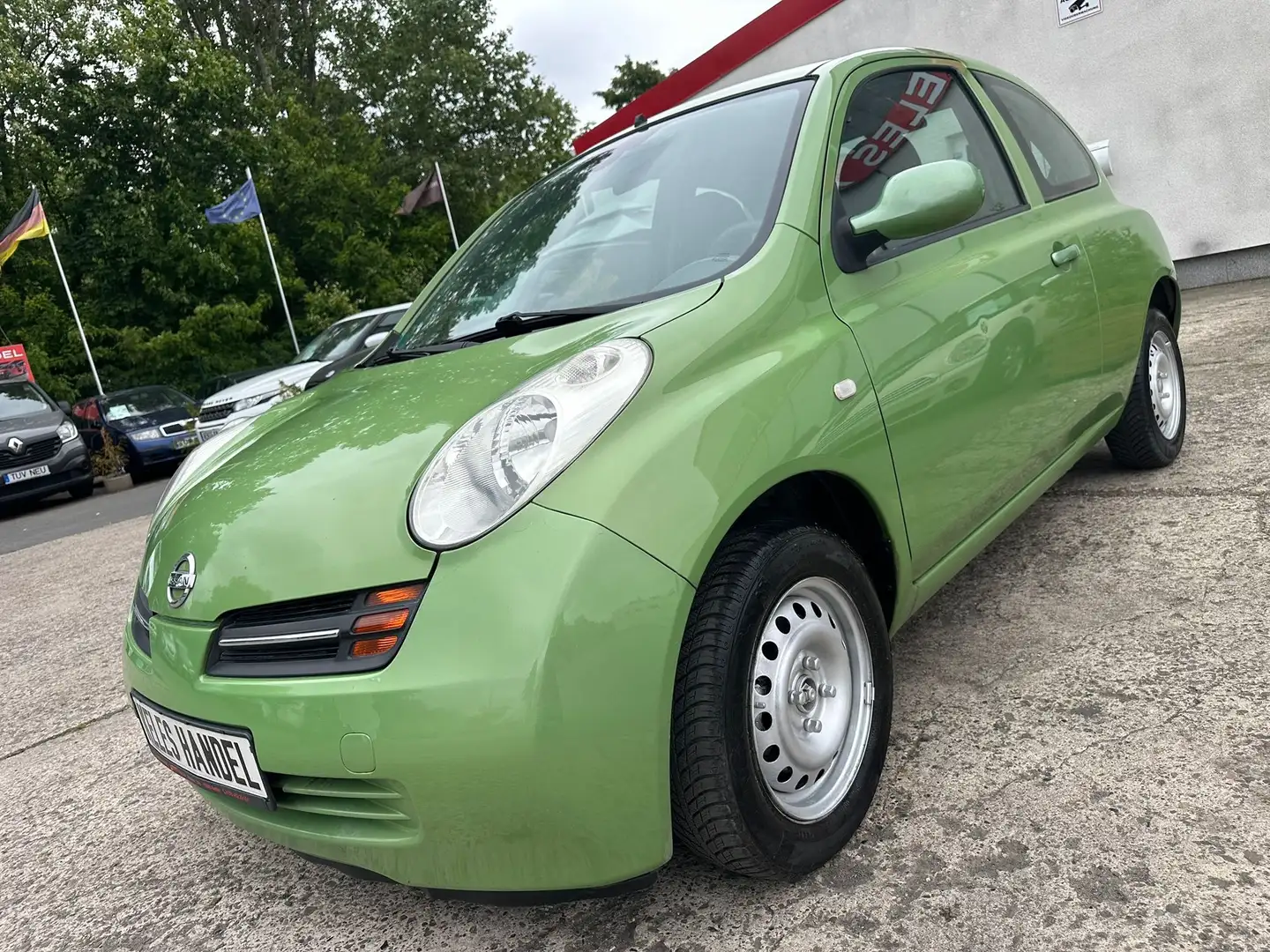 Nissan Micra City Verde - 2