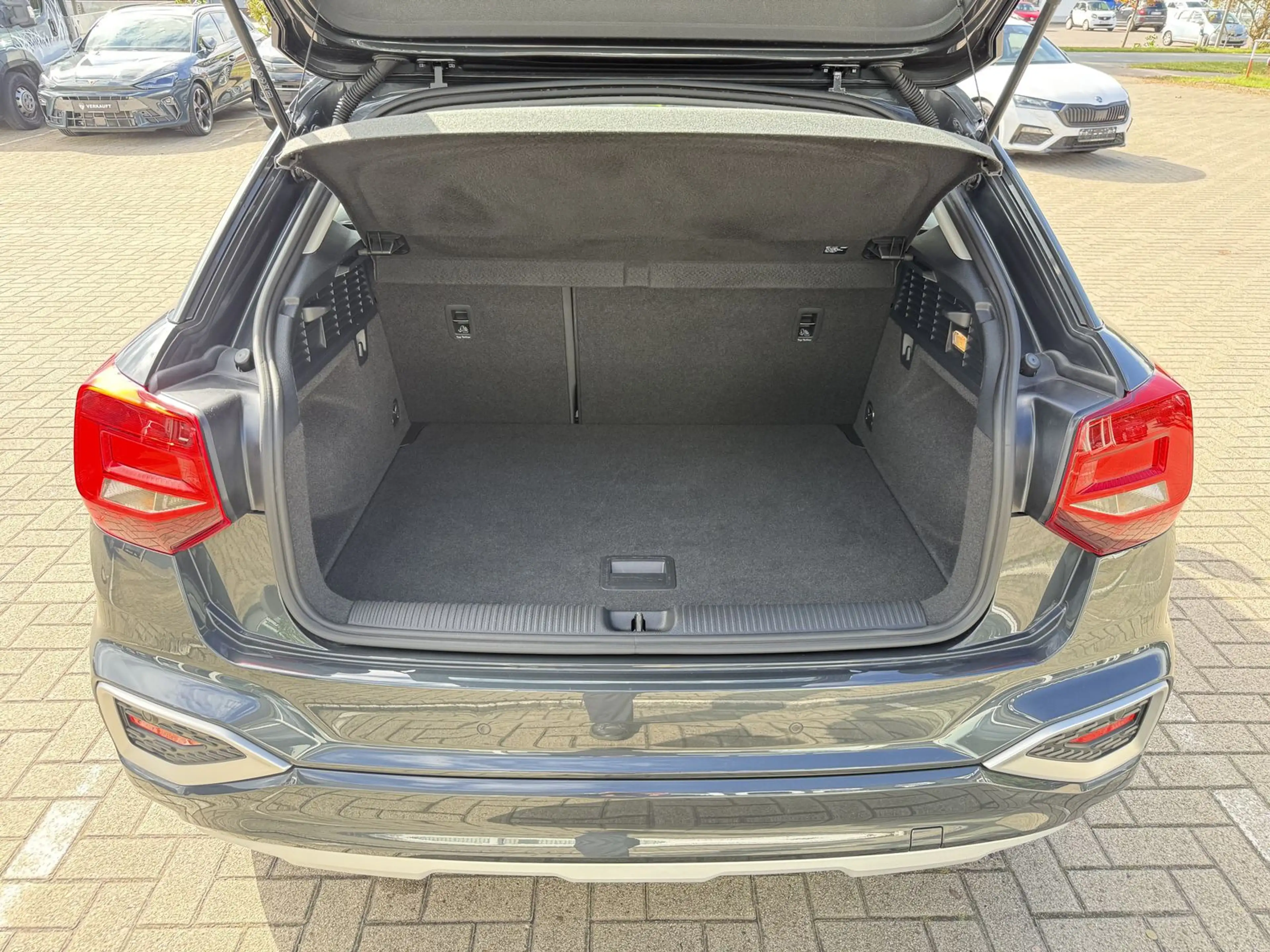 Audi Q2 35 TFSI Advanced,Virtual,R-Kamera,ACC,Lane — photo 11