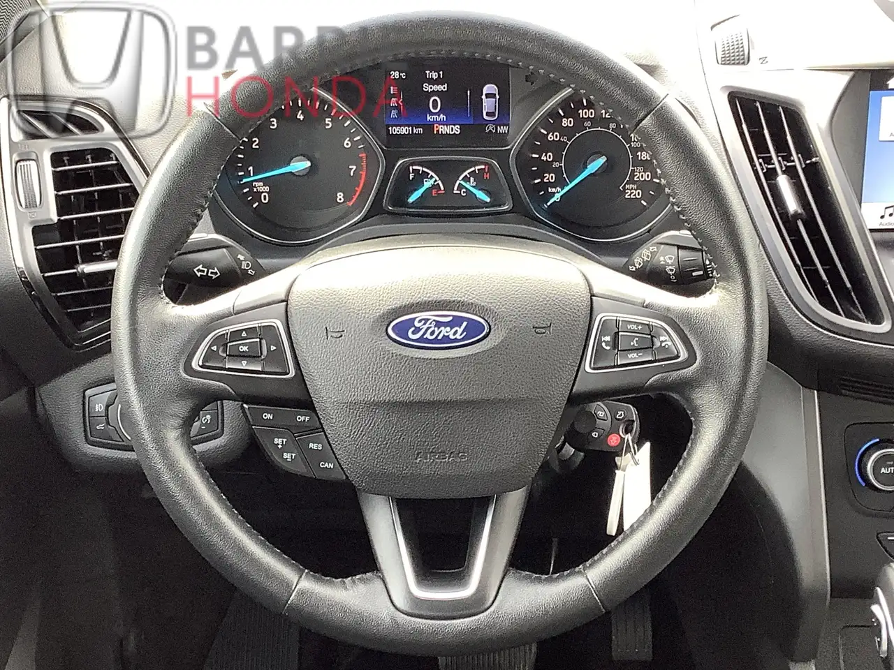 Ford Escape снимка Ford Escape