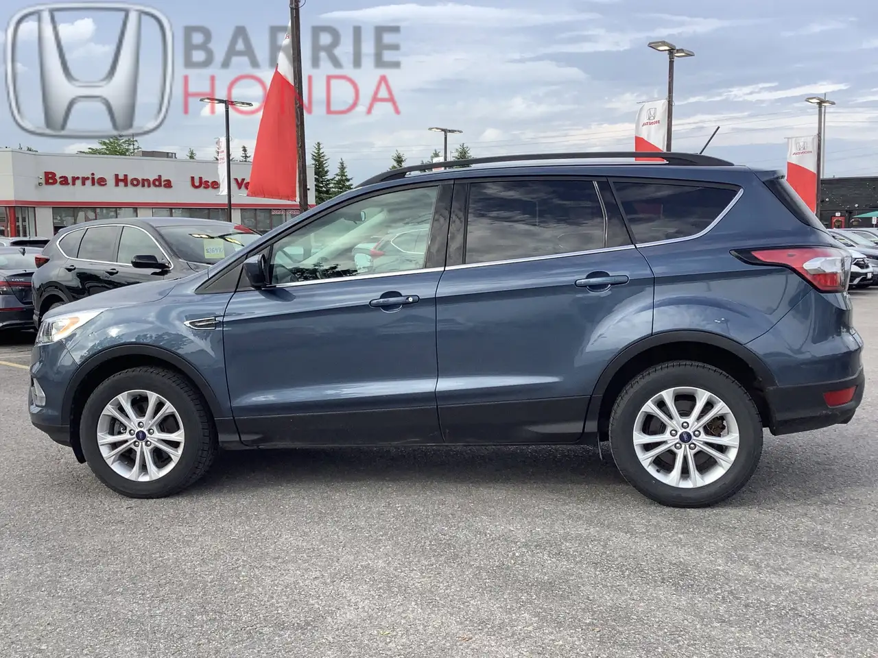 Ford Escape снимка Ford Escape