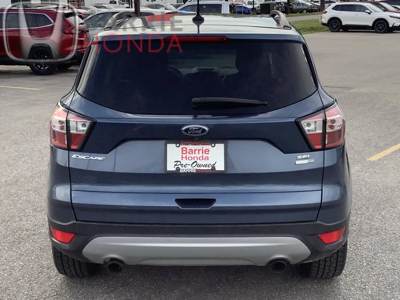 Ford Escape снимка Ford Escape