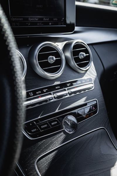 Mercedes-Benz C 250 Limousine BlueTec /  4Matic / AMG-Line — photo 16