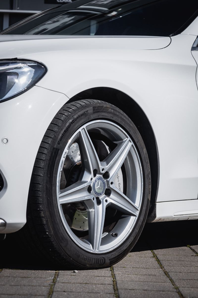 Mercedes-Benz C 250 Limousine BlueTec /  4Matic / AMG-Line — photo 7