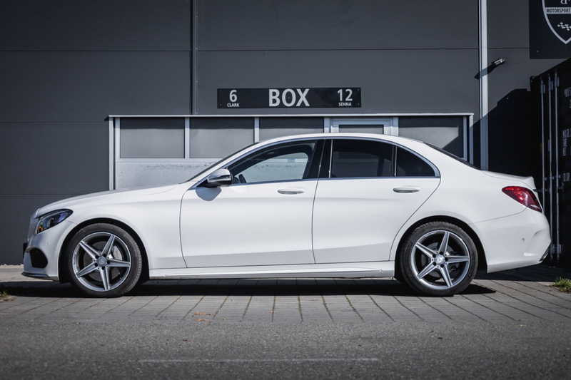 Mercedes-Benz C 250 Limousine BlueTec /  4Matic / AMG-Line — photo 5