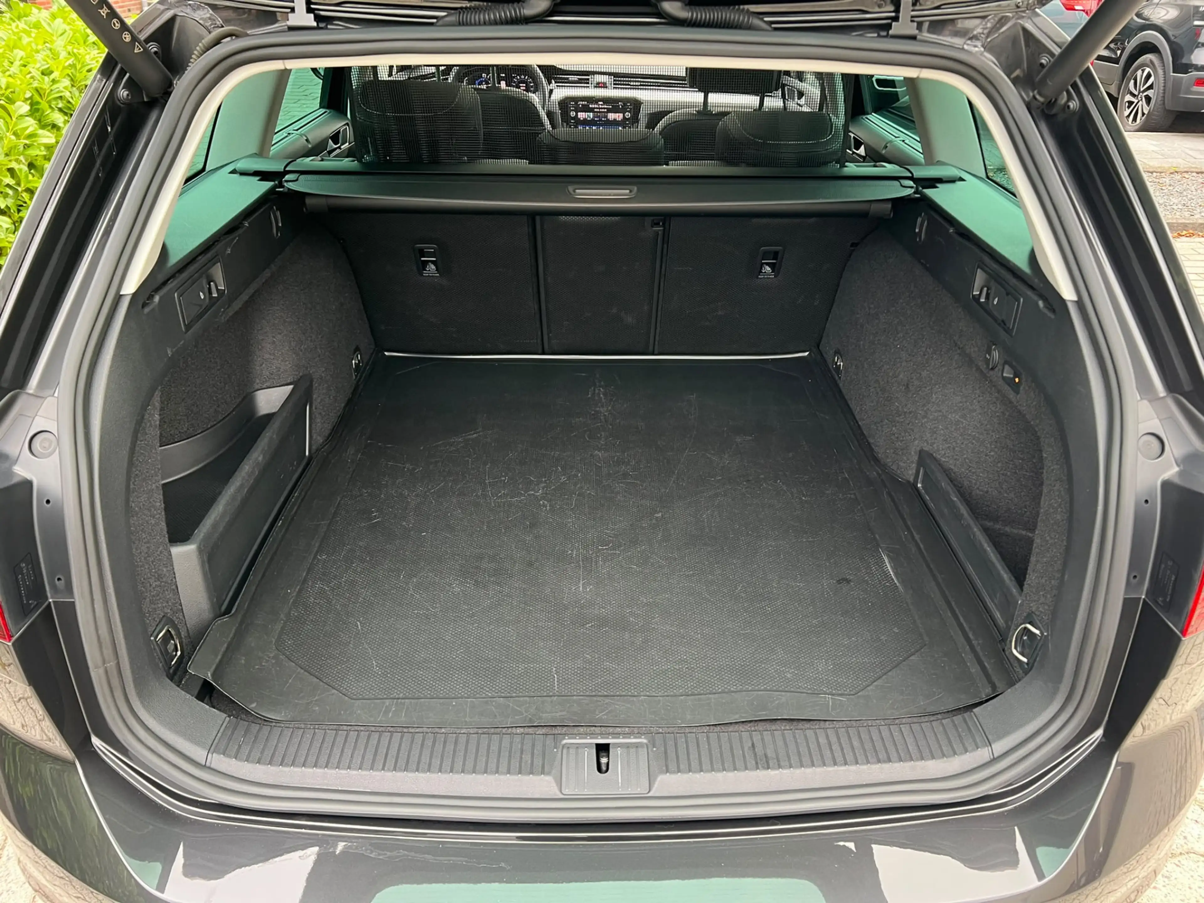 Volkswagen Passat Variant 1.4 TSI PHEV GTE pano, leer, camera, trekhaak, vir — photo 6