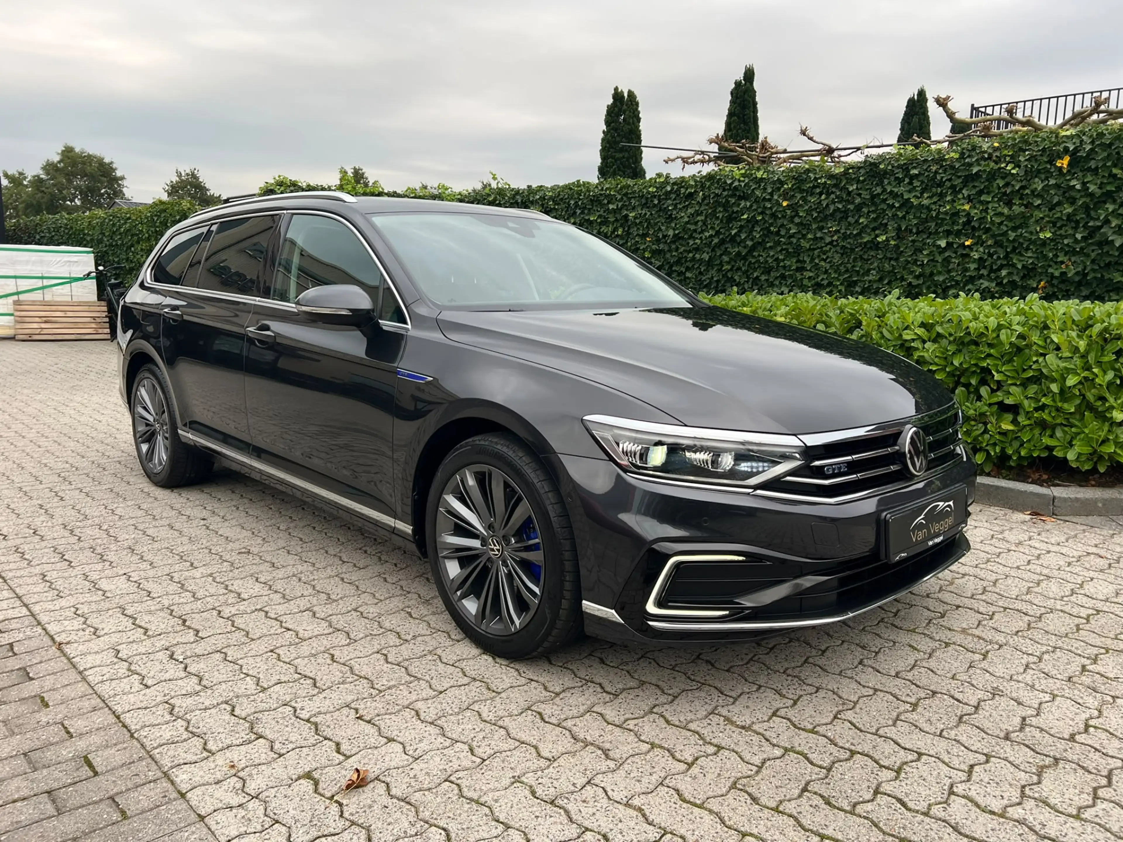 Volkswagen Passat Variant 1.4 TSI PHEV GTE pano, leer, camera, trekhaak, vir — photo 25