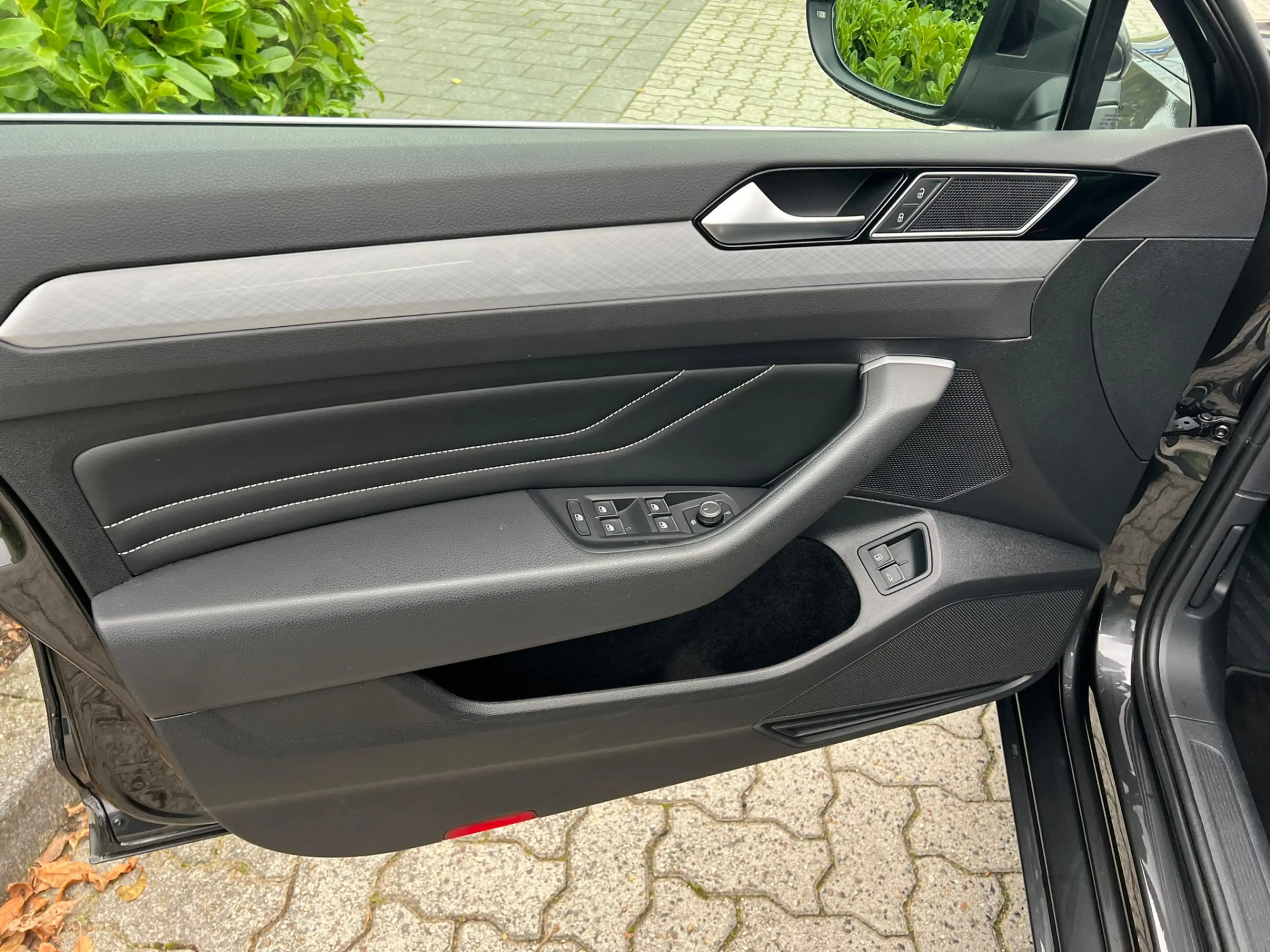 Volkswagen Passat Variant 1.4 TSI PHEV GTE pano, leer, camera, trekhaak, vir — photo 24