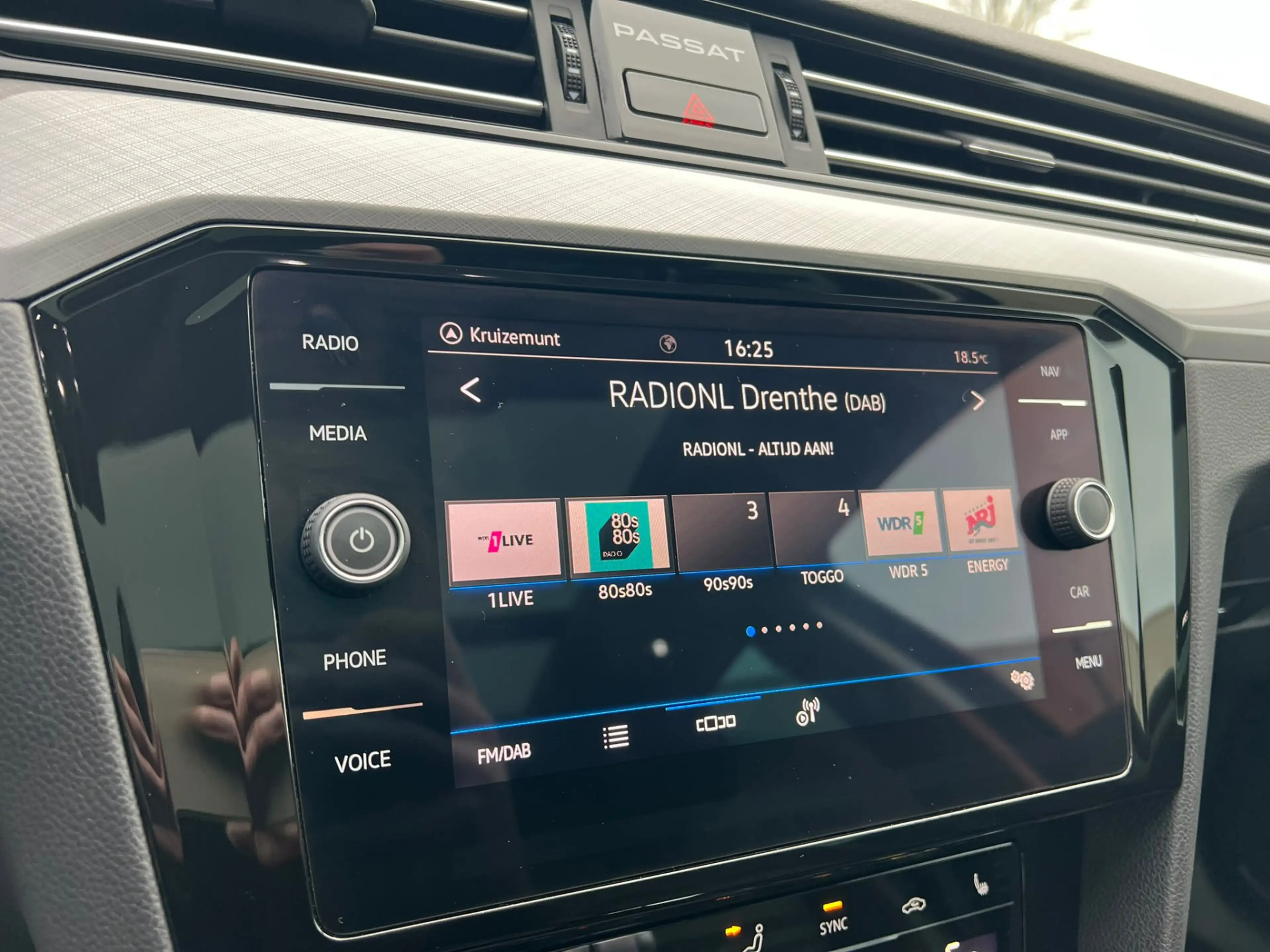 Volkswagen Passat Variant 1.4 TSI PHEV GTE pano, leer, camera, trekhaak, vir — photo 19