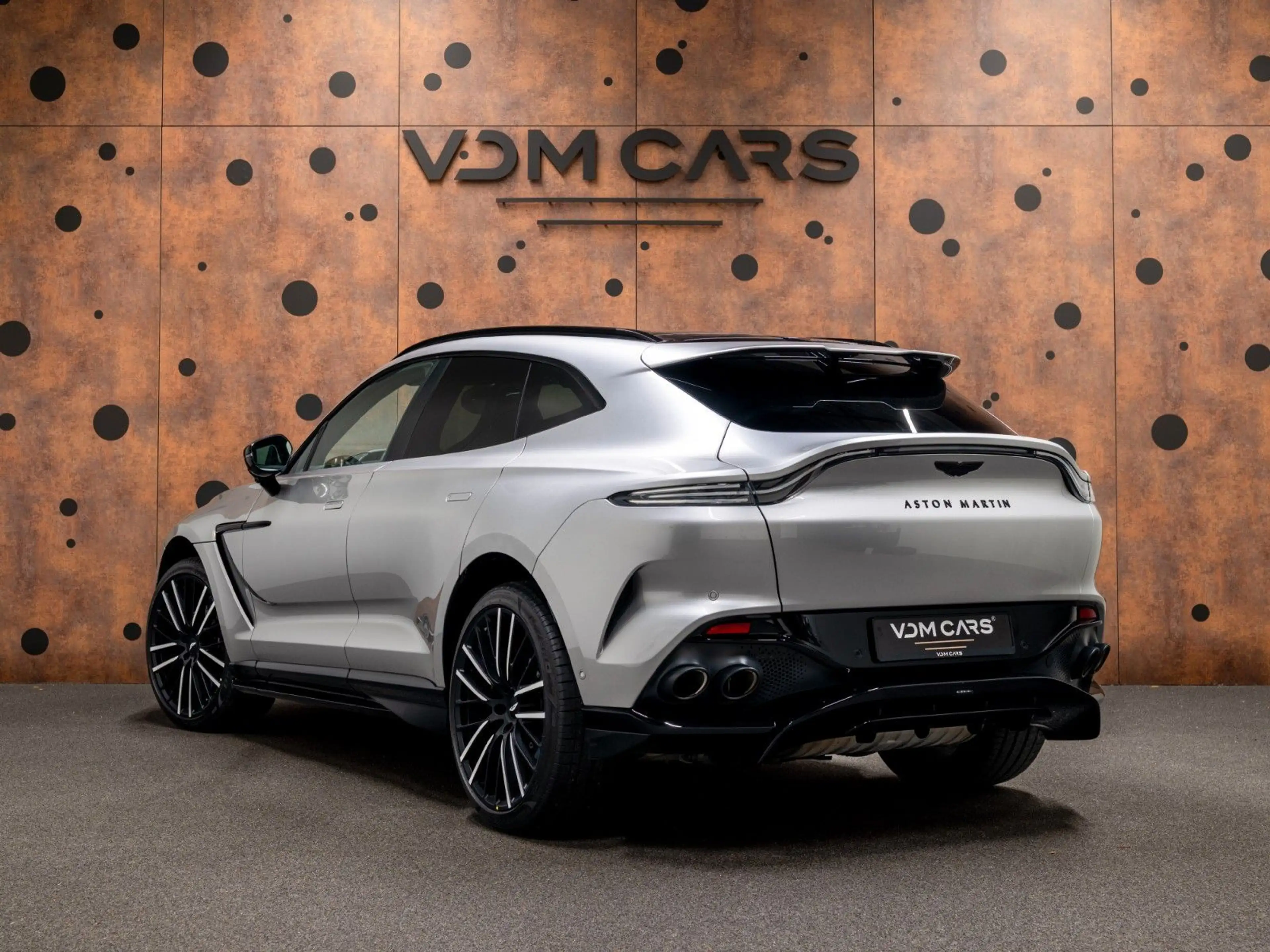 Aston Martin DBX 4.0 V8 707*FACELIFT*ACC*360* — photo 3