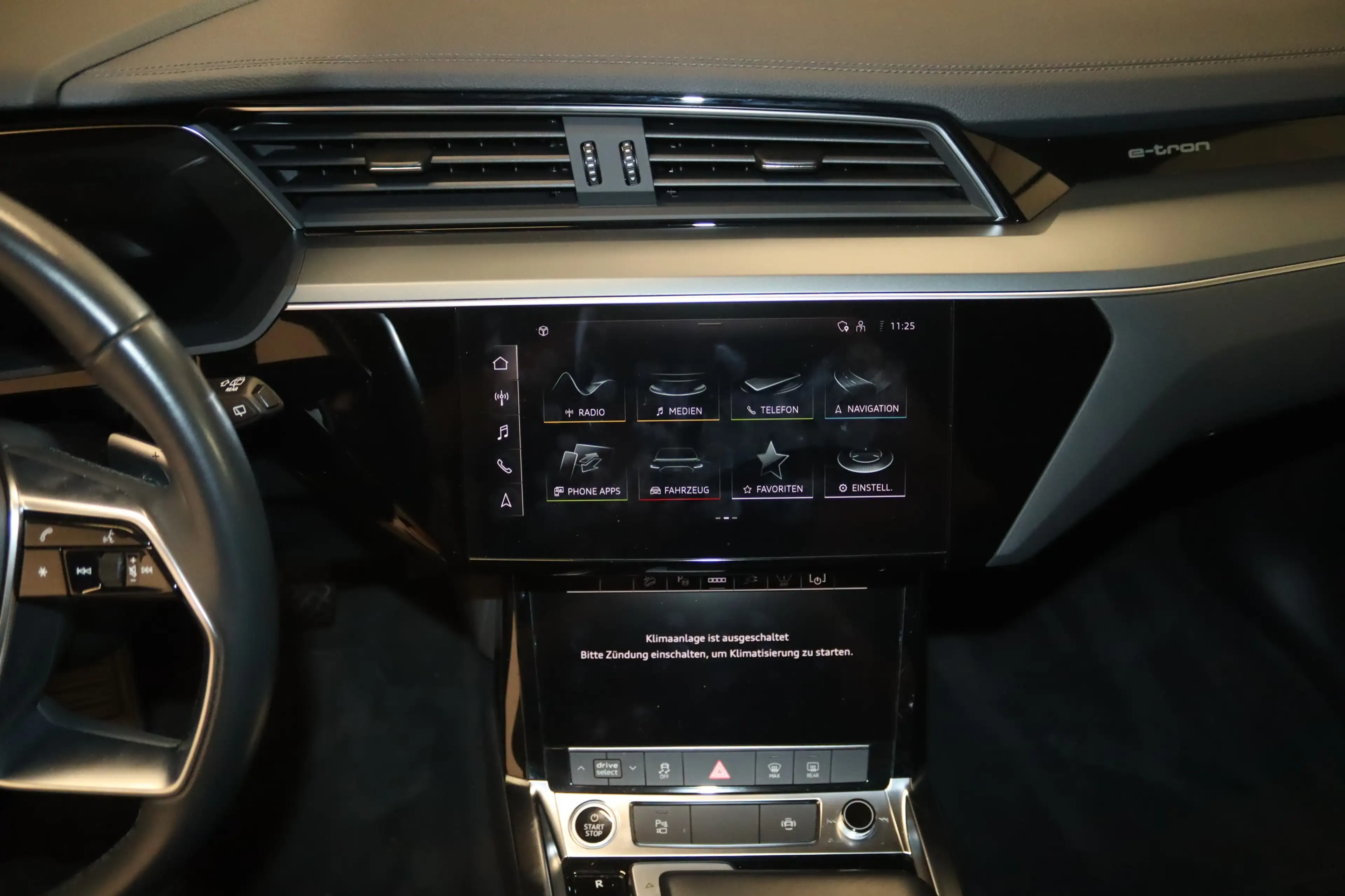 Audi e-tron 55 qu. S line-LUFT-PANO-AHK-LED-HUD-SHZ- — photo 7
