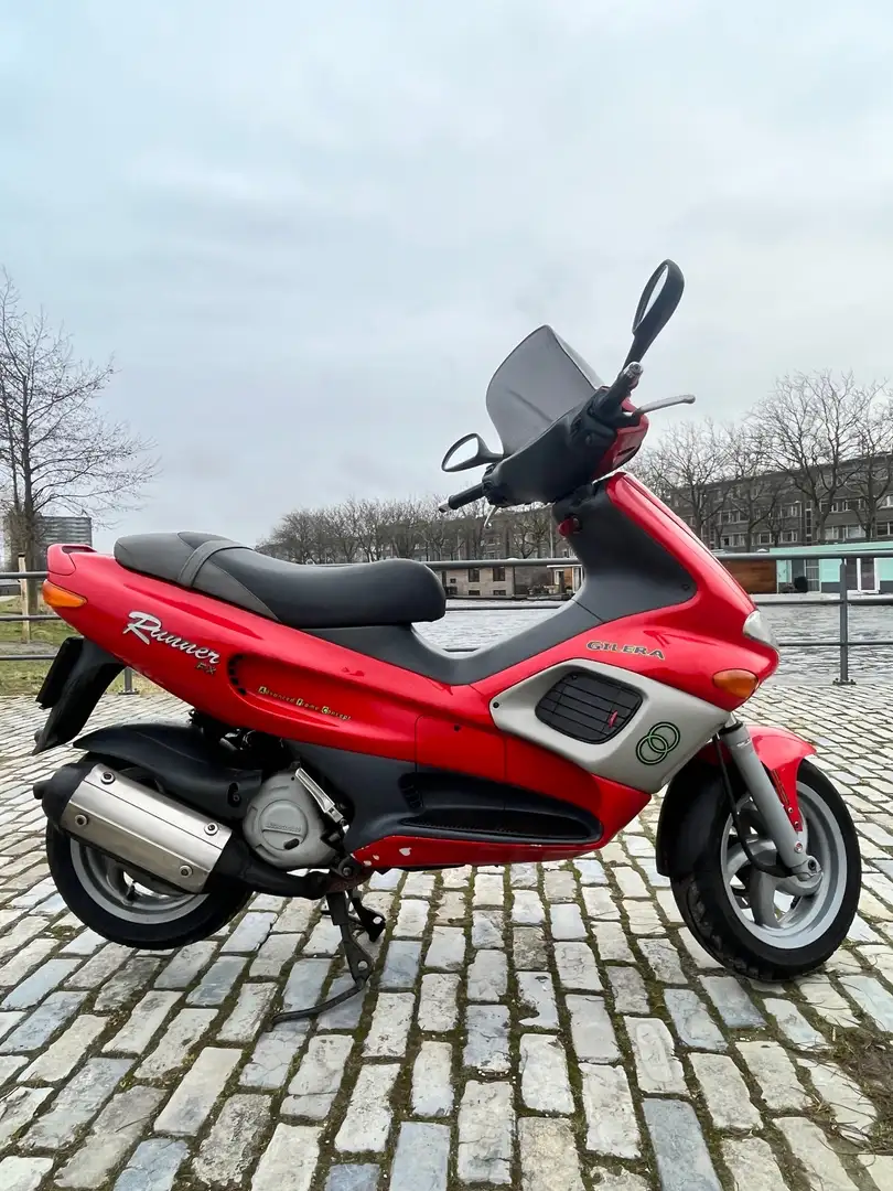 Gilera Runner 180 Gilera Runner 172cc SD Red - 2