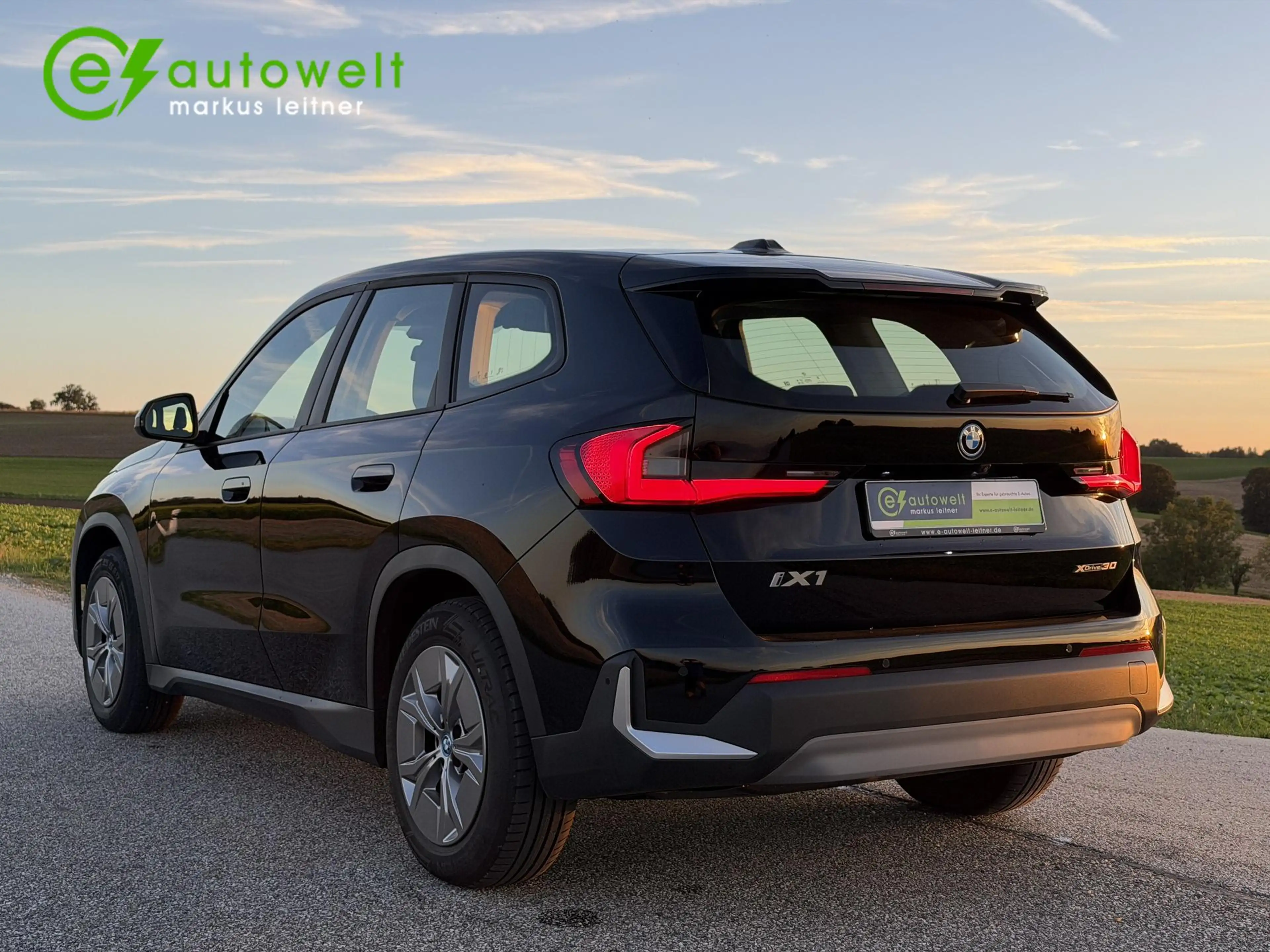 BMW iX1 xDrive30 64,8kWh adapt. LED Komfortzugang RFK — photo 6