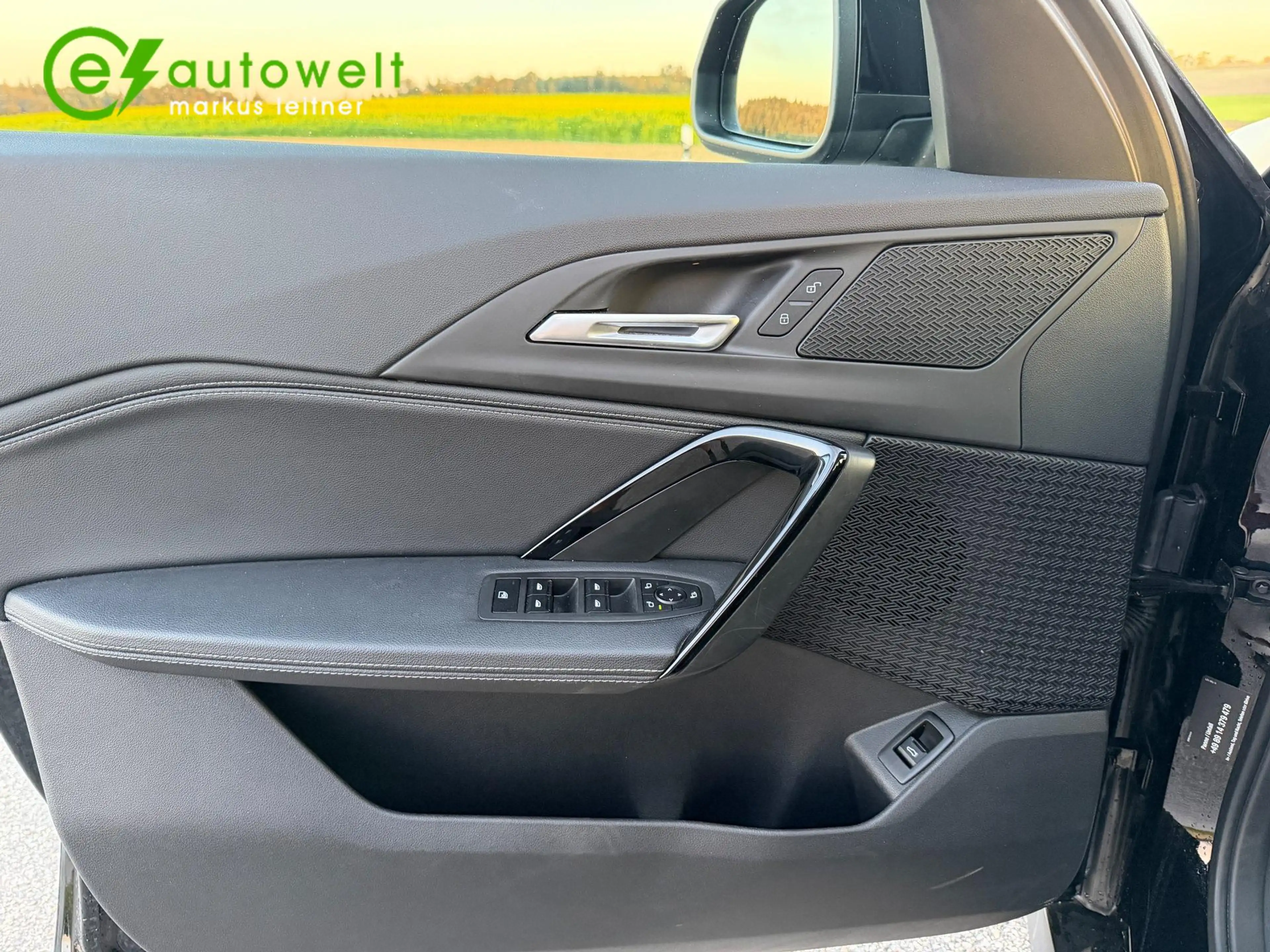 BMW iX1 xDrive30 64,8kWh adapt. LED Komfortzugang RFK — photo 12
