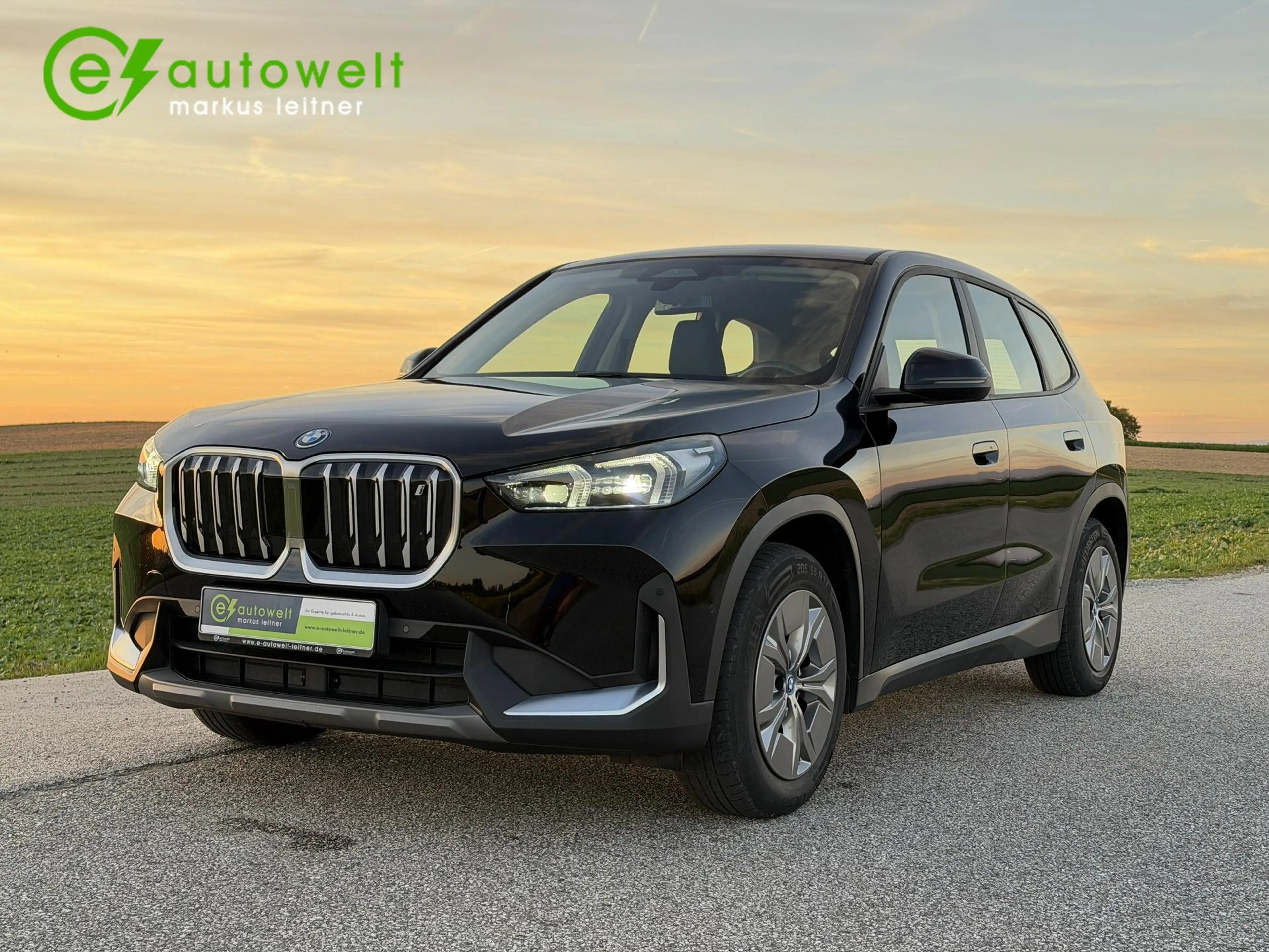 BMW iX1 xDrive30 64,8kWh adapt. LED Komfortzugang RFK — photo 8