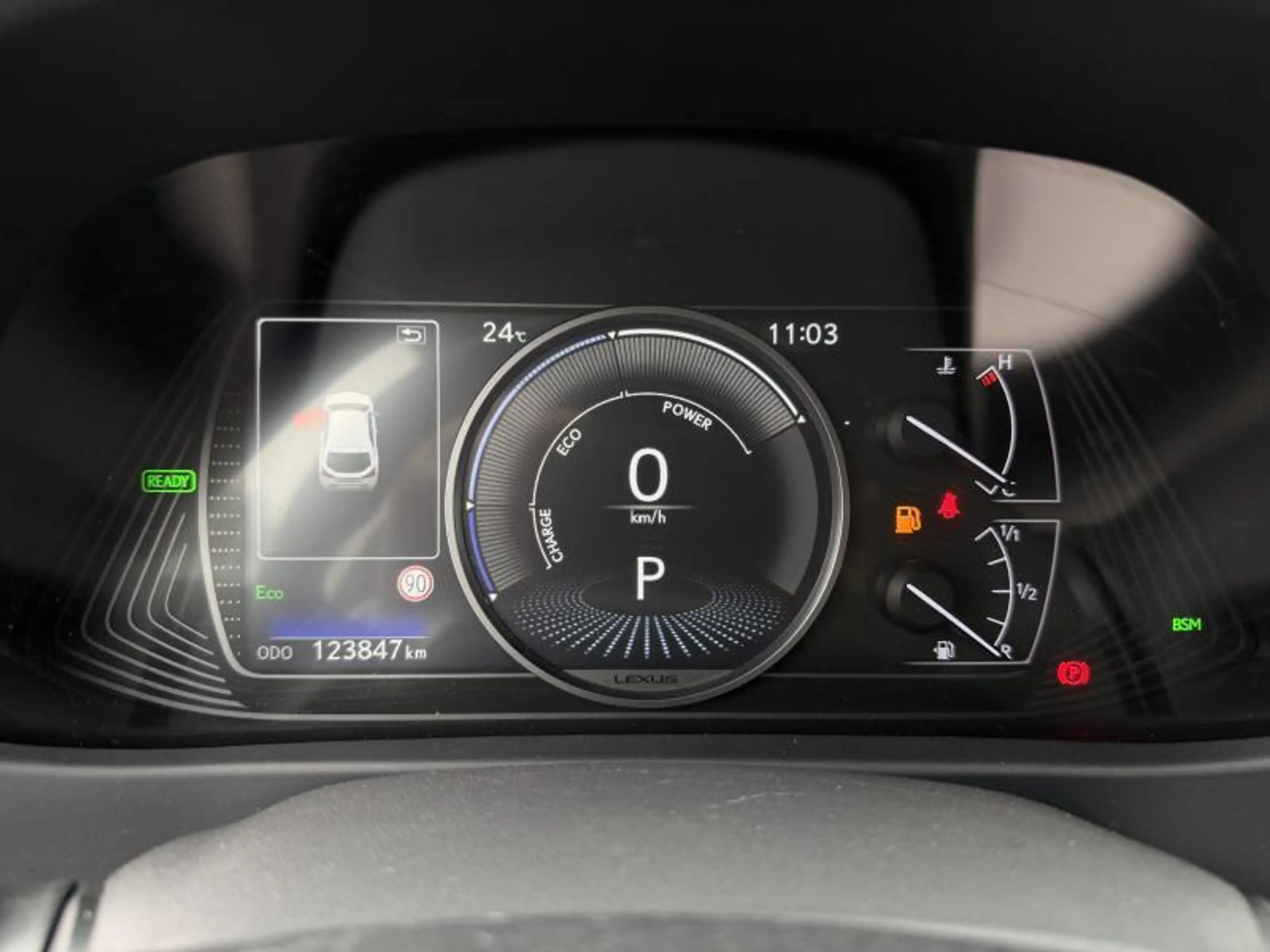 Lexus UX 250h 250h AWD Executive — photo 14