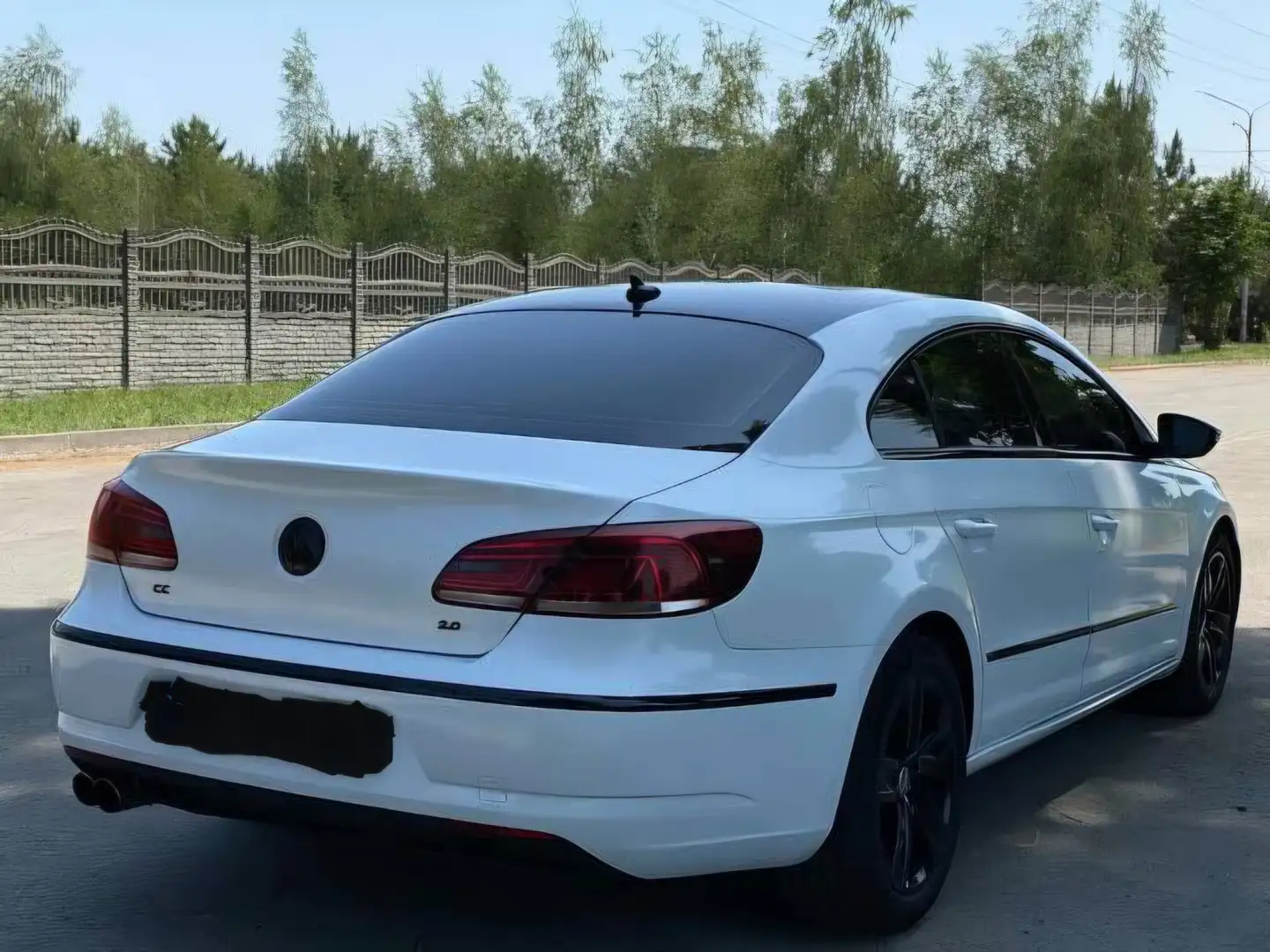 Volkswagen Passat CC 2.0 16S TDI CR 140 FAP BlueMotion Business Blanc - 2