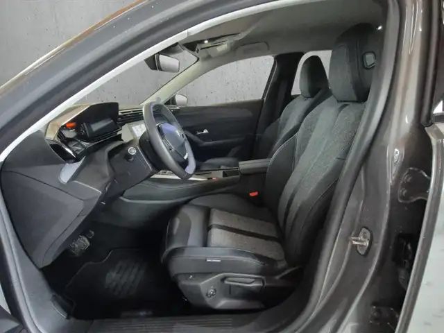 Peugeot 408 view 9
