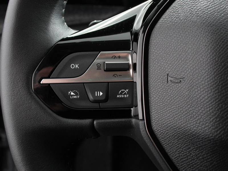 Peugeot 408 1.2 PureTech Allure Pack 130 Autmaat Comfort Pakke — photo 15