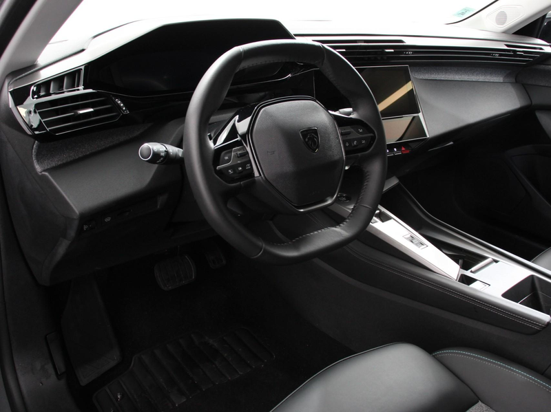 Peugeot 408 1.2 PureTech Allure Pack 130 Autmaat Comfort Pakke — photo 2
