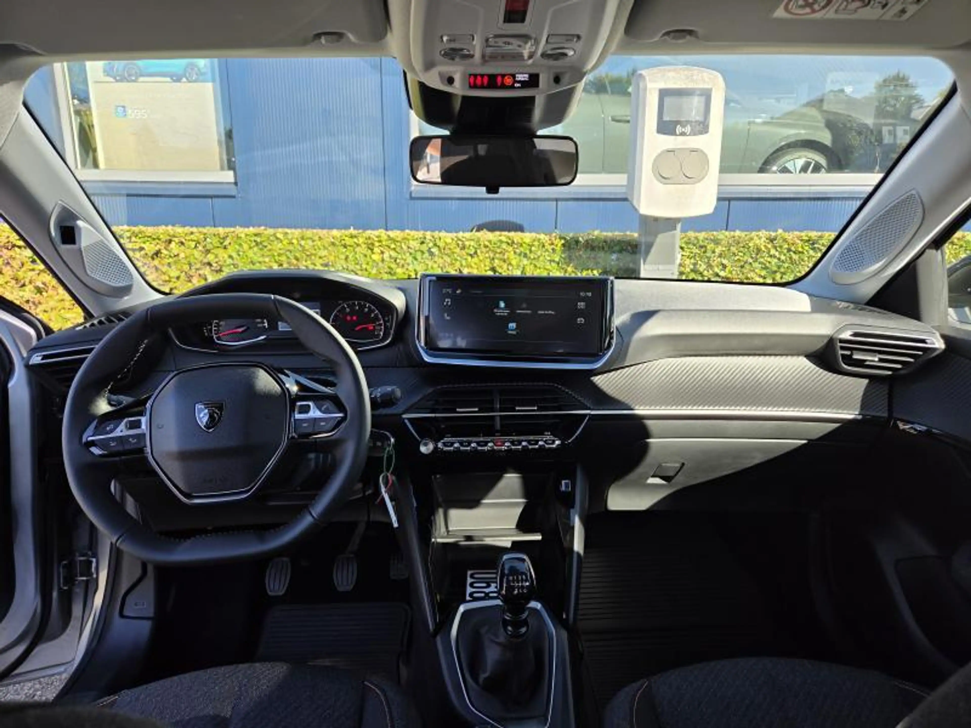 Peugeot 208 STYLE 1.2 TURBO 100 — photo 9