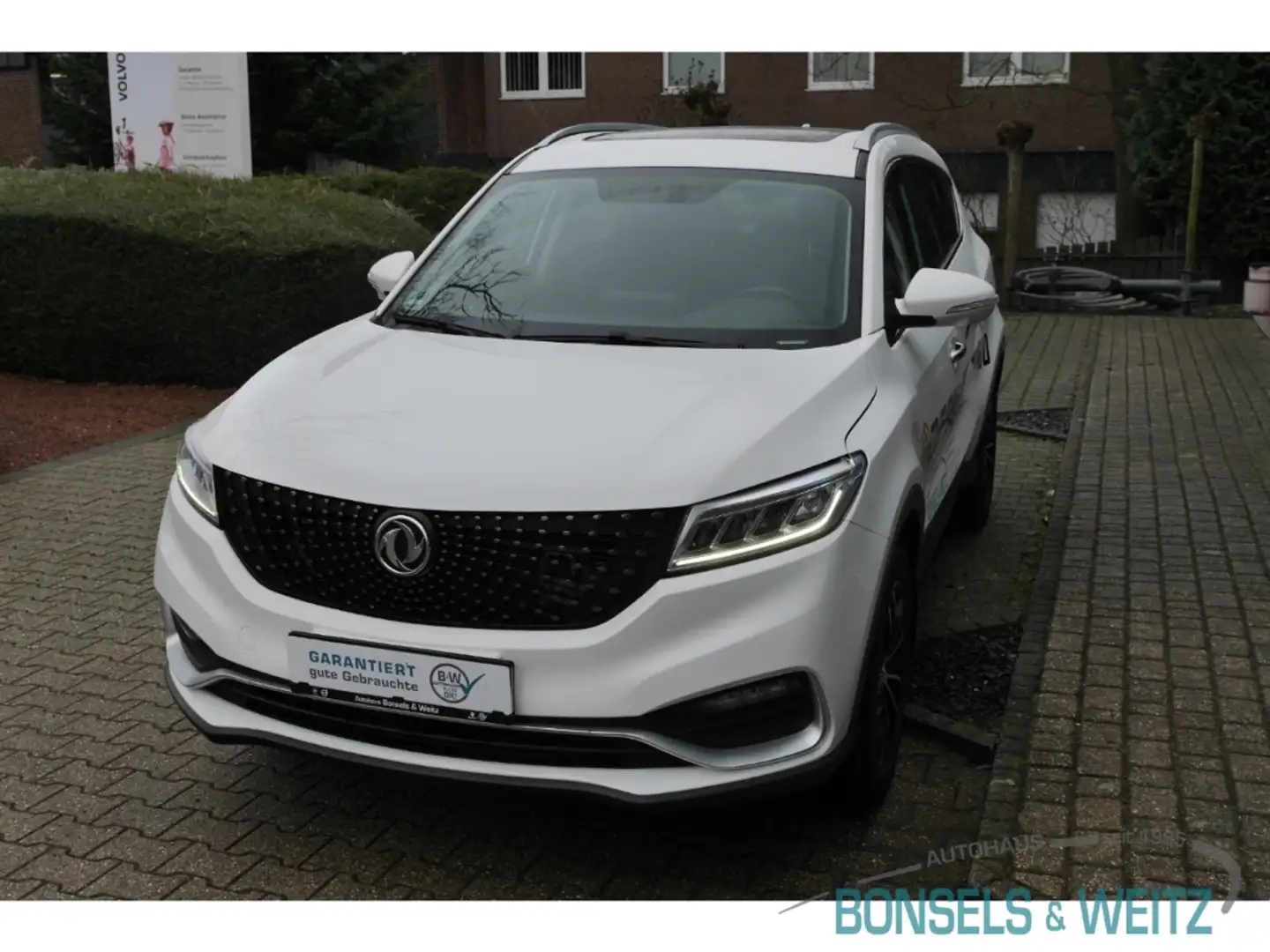 DFSK Fengon 1.5 7-SITZER CVT-AUTOMATIK 360 Kamera Weiß - 2