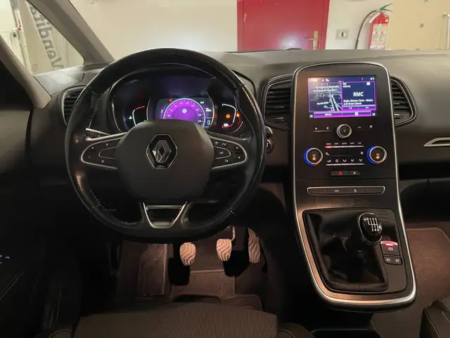 Renault Scenic view 7