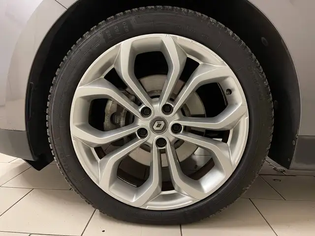 Renault Scenic view 11
