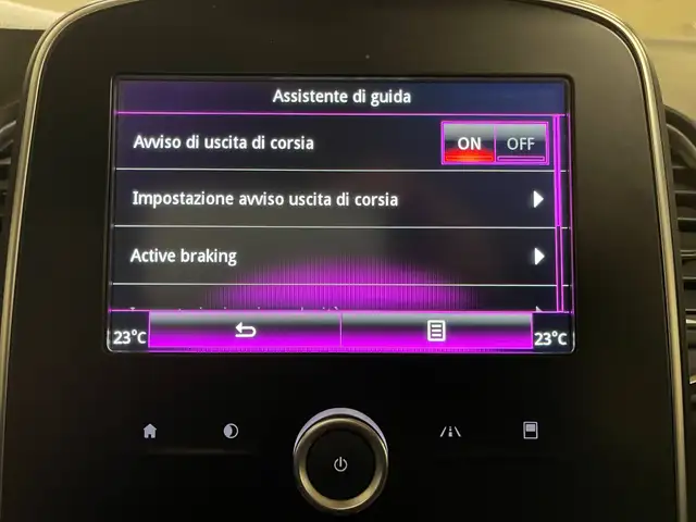 Renault Scenic view 13