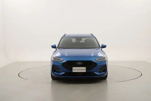 Ford Focus view 8