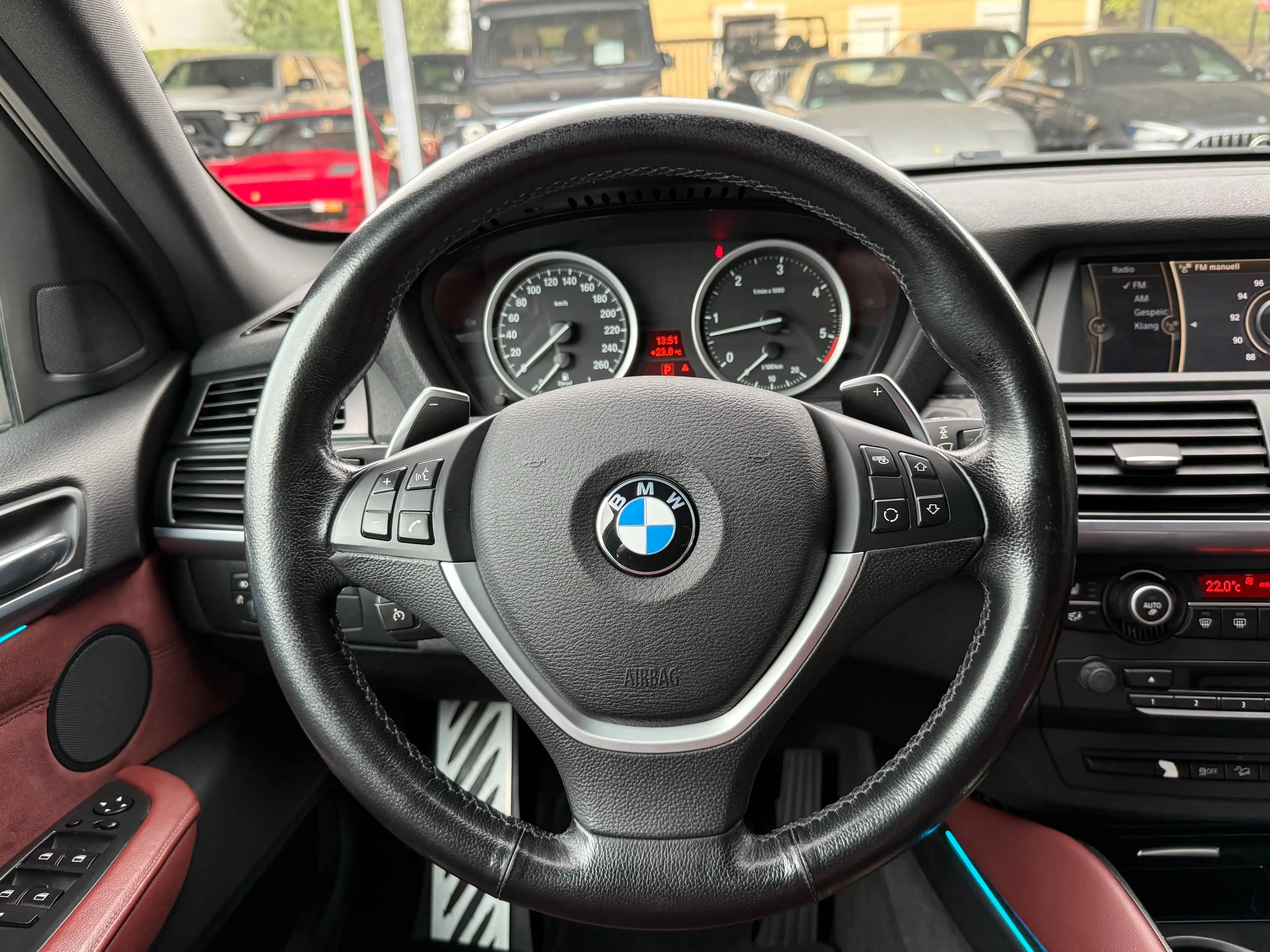 BMW X6 xDrive 40 d Aut. *AHK*Leder*Ambiente*R-Kamera*Navi* — photo 23