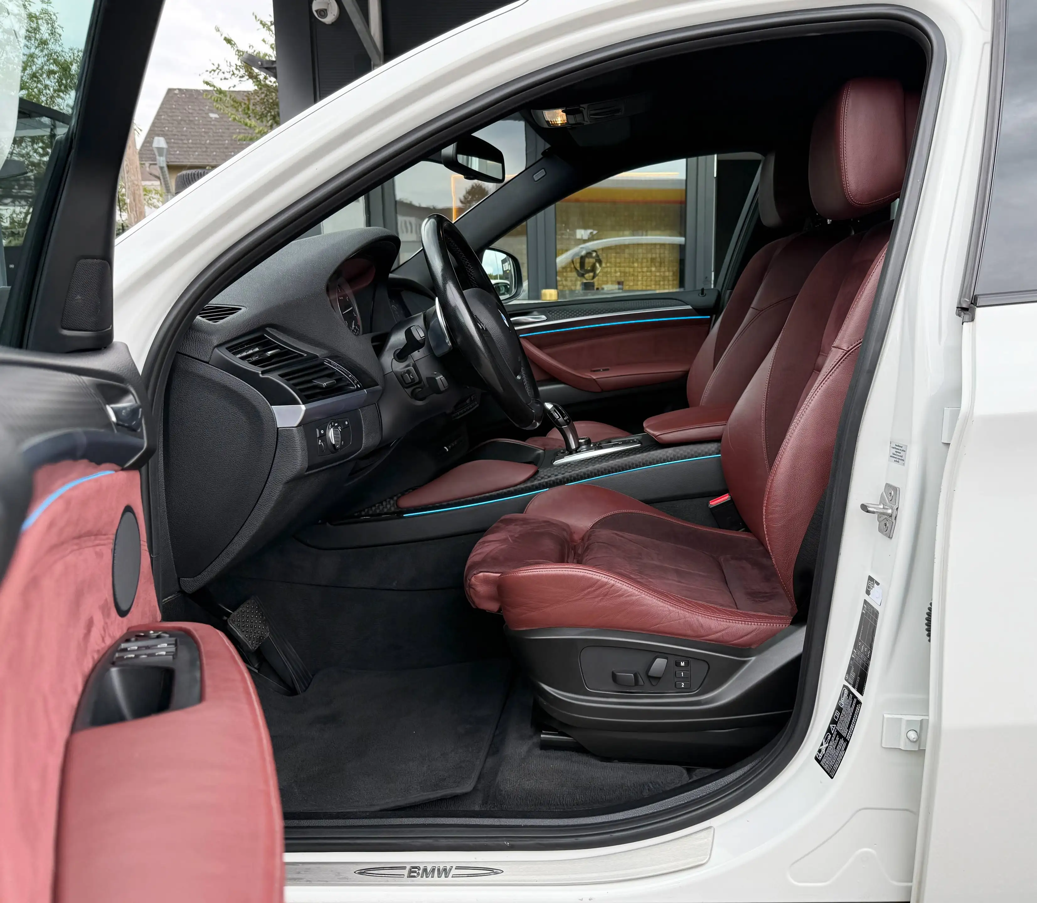BMW X6 xDrive 40 d Aut. *AHK*Leder*Ambiente*R-Kamera*Navi* — photo 11
