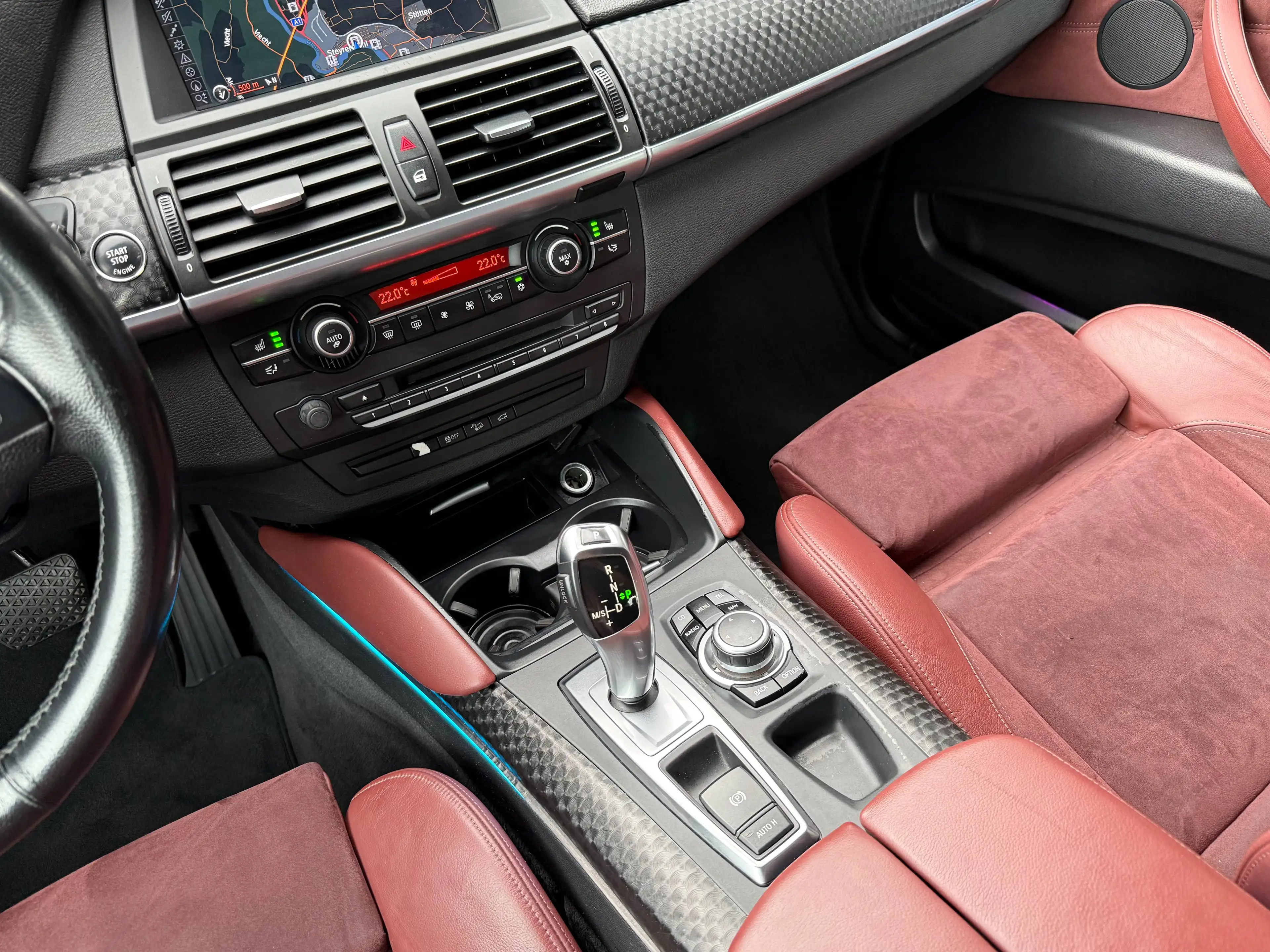 BMW X6 xDrive 40 d Aut. *AHK*Leder*Ambiente*R-Kamera*Navi* — photo 26