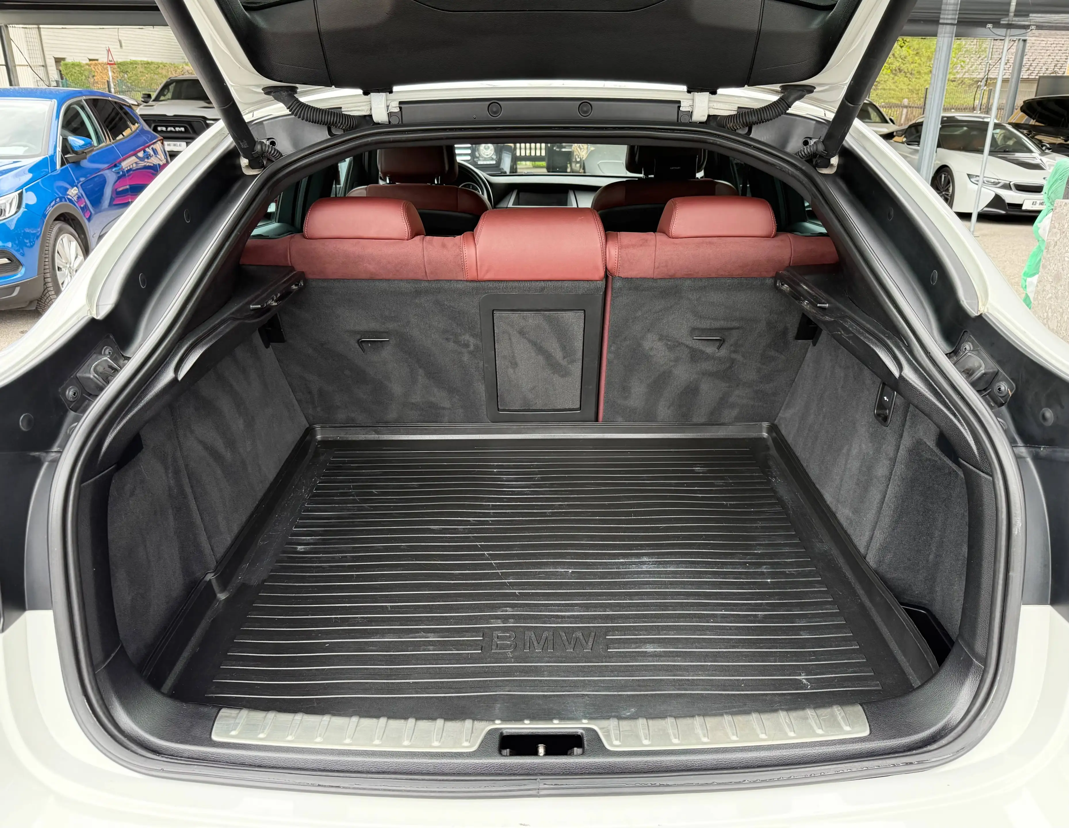 BMW X6 xDrive 40 d Aut. *AHK*Leder*Ambiente*R-Kamera*Navi* — photo 29