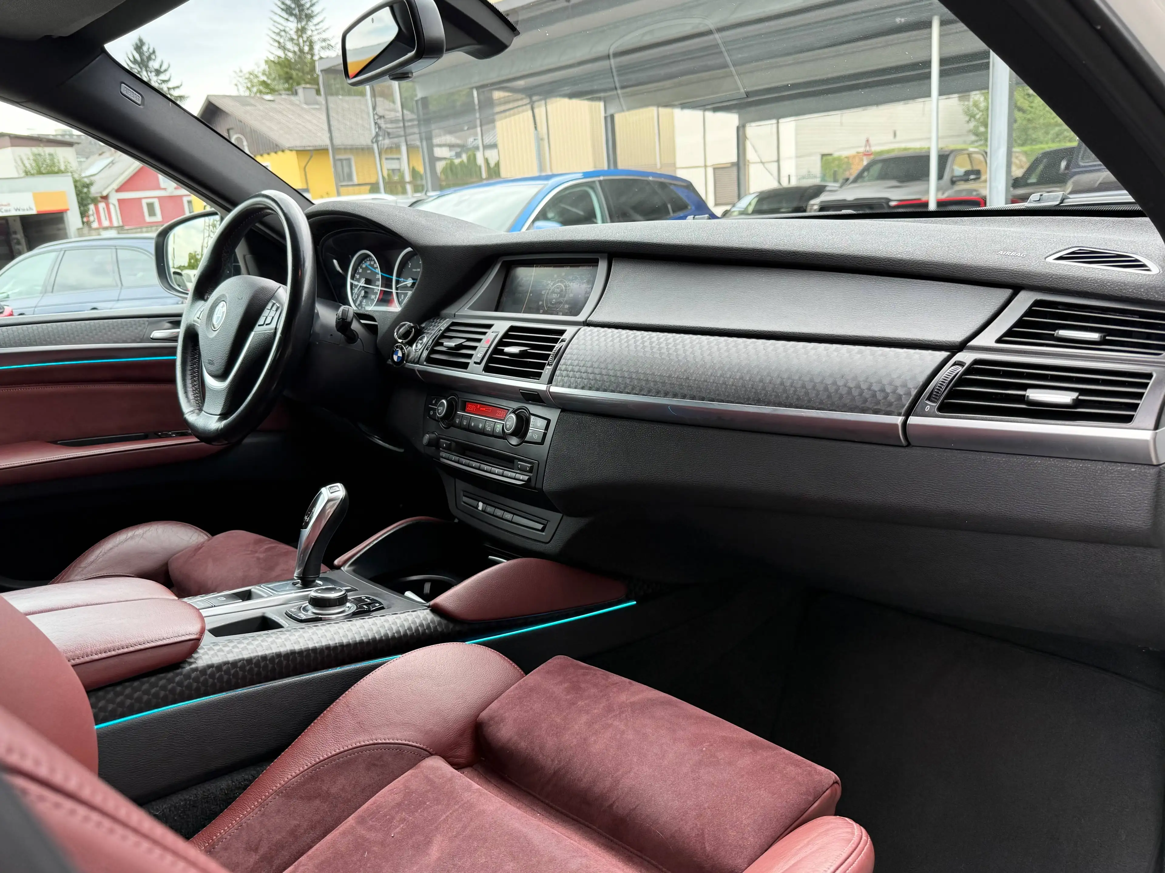 BMW X6 xDrive 40 d Aut. *AHK*Leder*Ambiente*R-Kamera*Navi* — photo 18