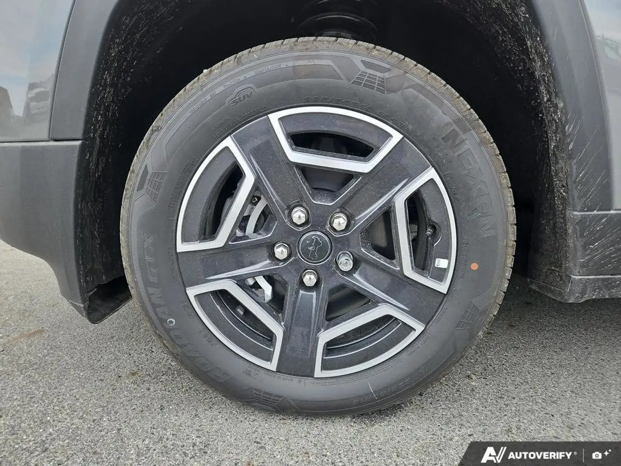Jeep Cherokee снимка Jeep Cherokee