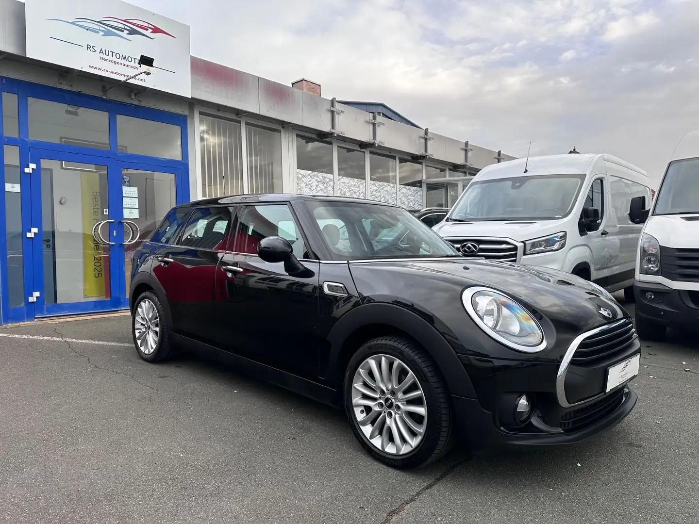 MINI One Clubman One 1.5*2.Hd*Klima*PDC*AHK*Garantie Schwarz - 2
