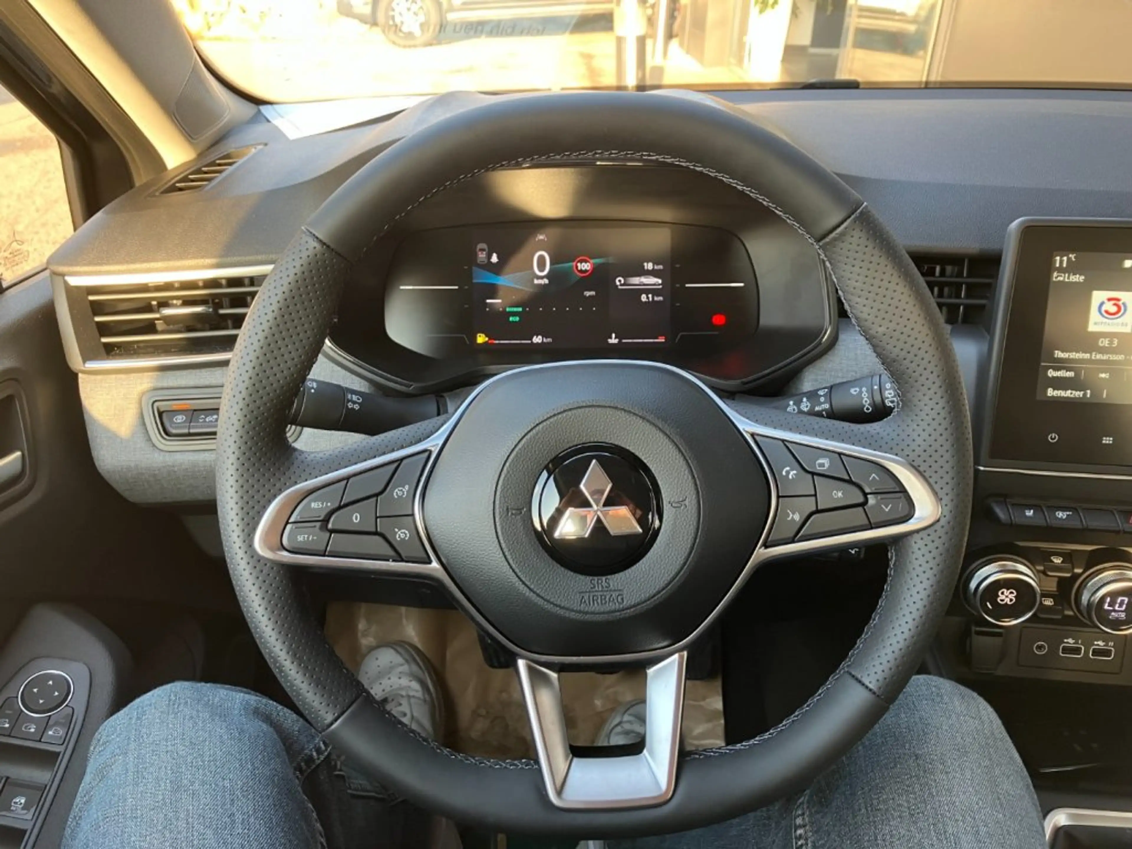 Mitsubishi Colt 1,0 MPI Invite C 25 — photo 13