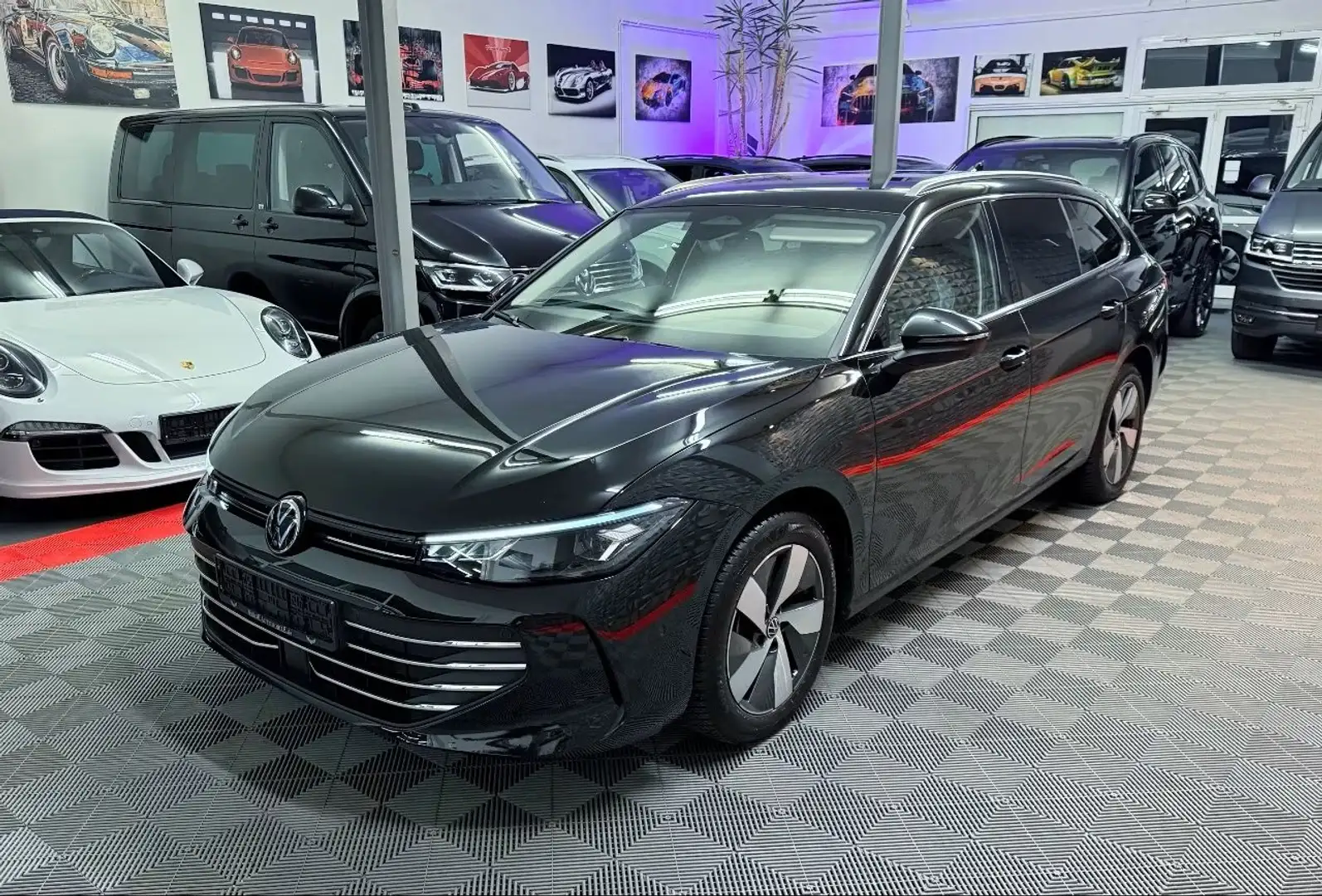 Volkswagen Passat Variant Passat 2.0 TDI DSG Variant Business, LED, AHK Schwarz - 1