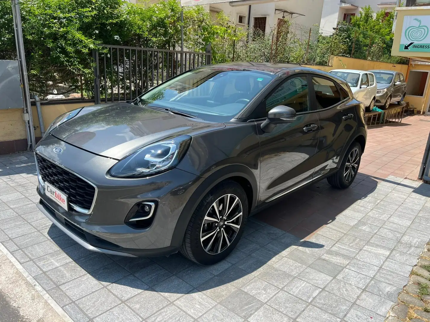 Ford Puma 1.0 ecoboost Titanium Grau - 1