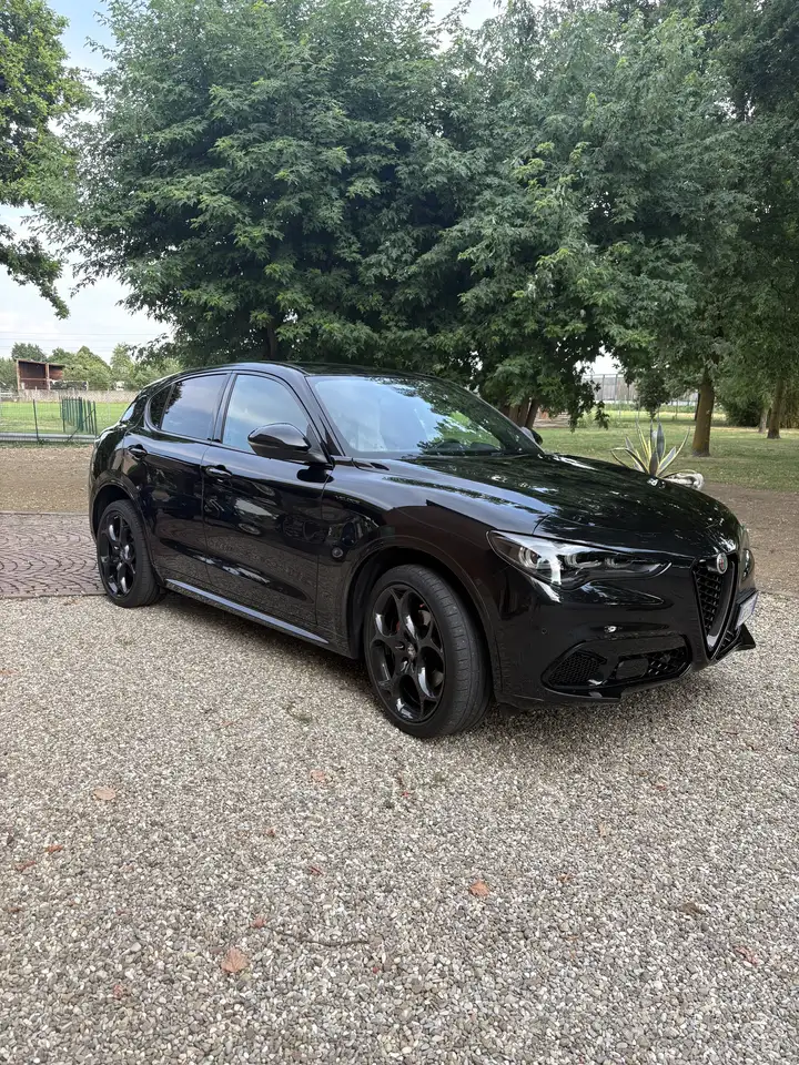 Alfa Romeo Stelvio 2024