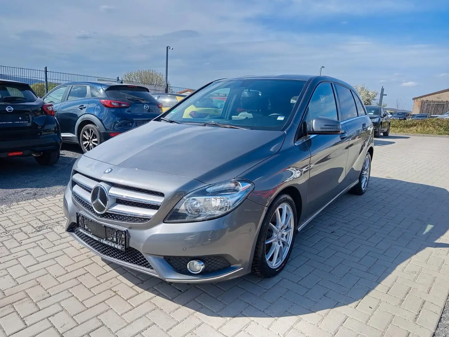 Mercedes-Benz B 180 B -Klasse B 180 CDI Grau - 1