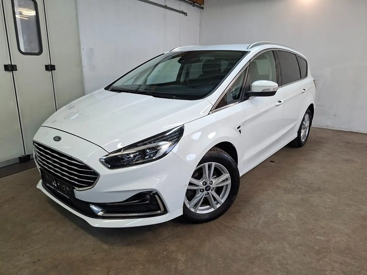 Ford S-Max 2.0 EcoBlue Titanium Aut. AHK, ACC, LED, W-Paket Weiß - 1