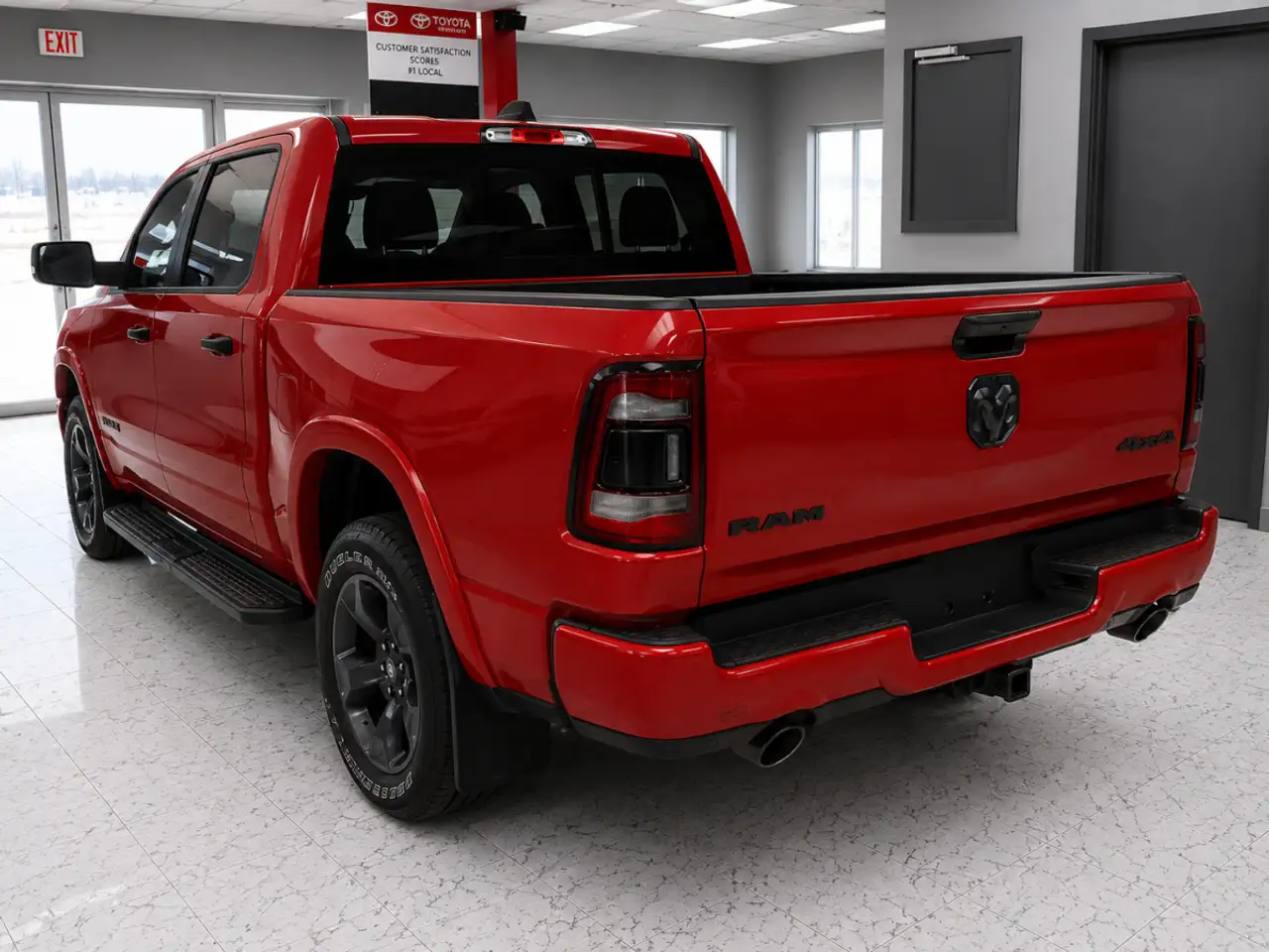 RAM 1500 снимка RAM 1500