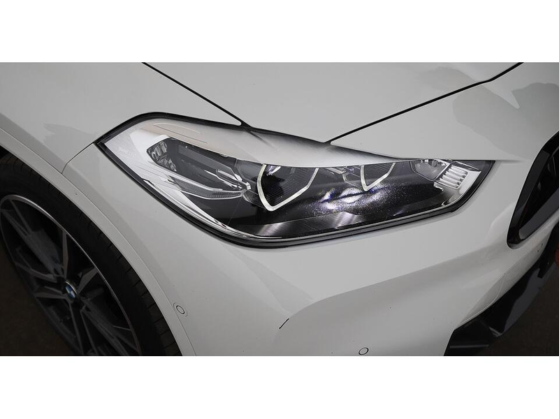 BMW X2 20d sDrive M-Sport Aut LED SKY AHK LEDER NAVI — photo 10
