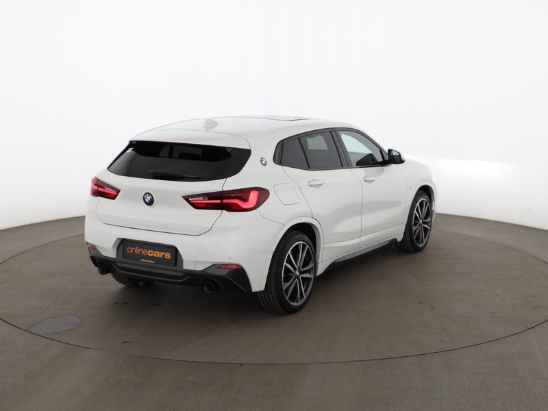 BMW X2 20d sDrive M-Sport Aut LED SKY AHK LEDER NAVI — photo 3