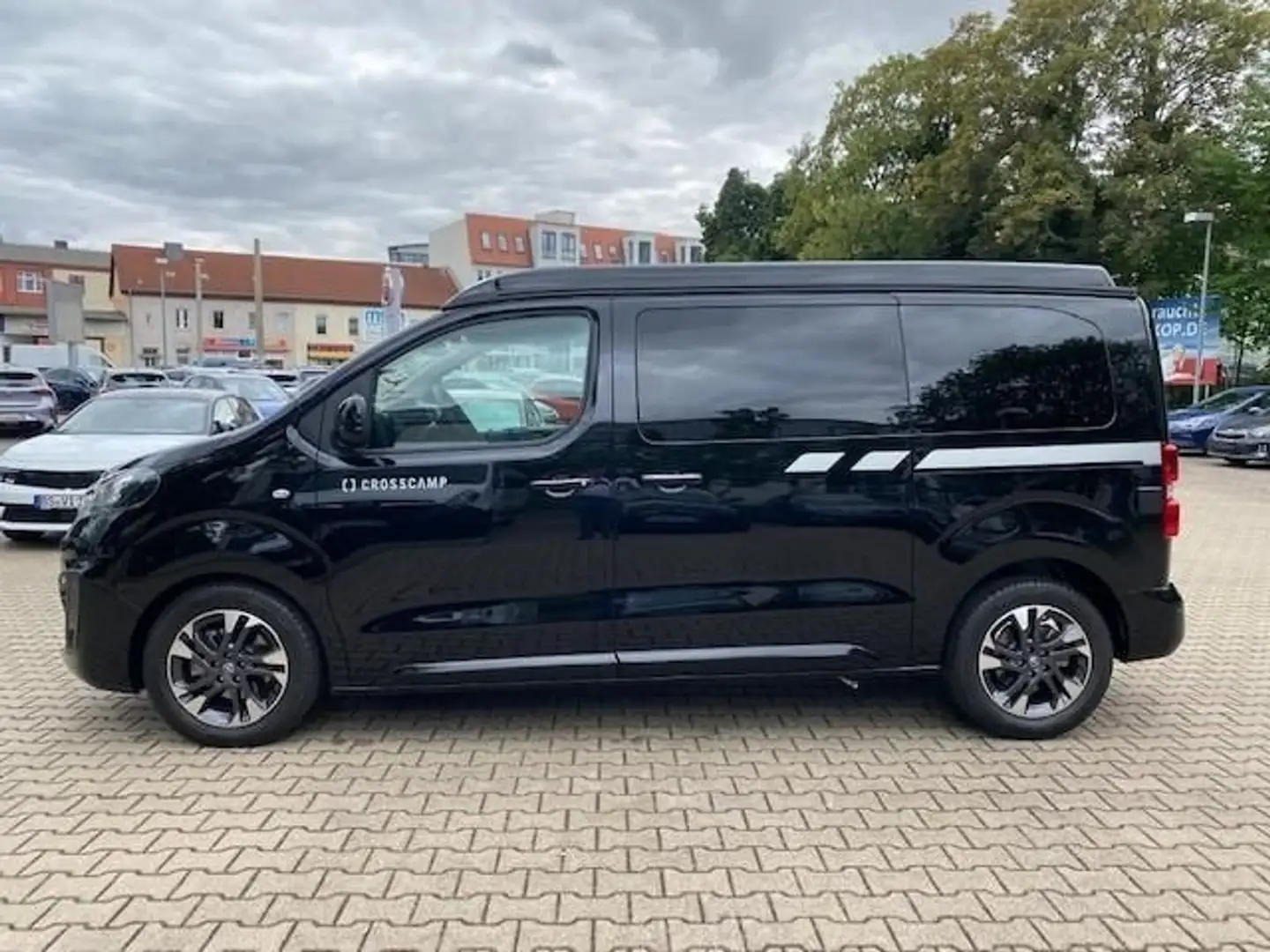 Crosscamp Lite 2.0D AT8 Navi Comfortpaket Aufstelldach AHK-a Schwarz - 2